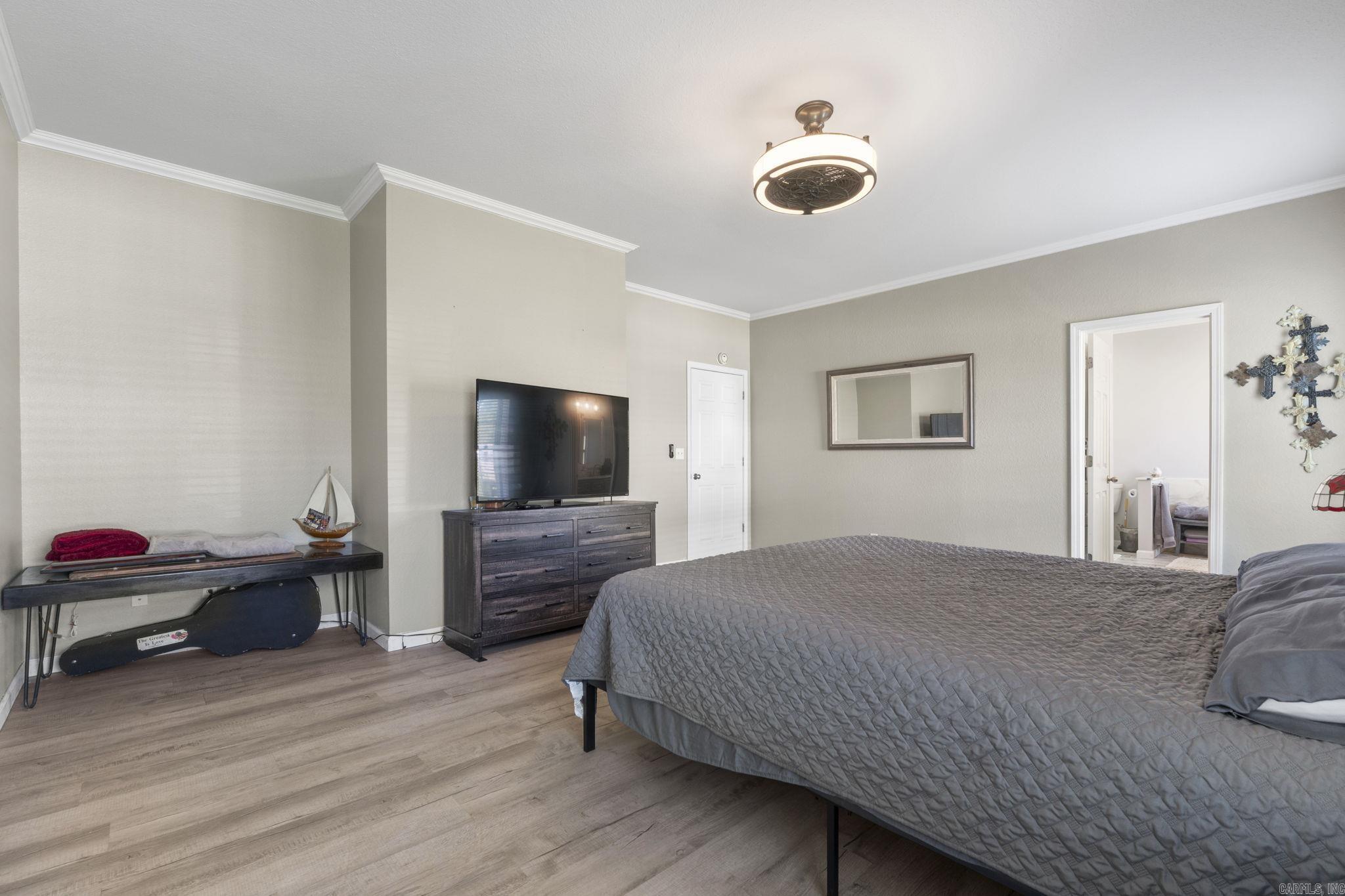 216 LAKEVIEW - Residential