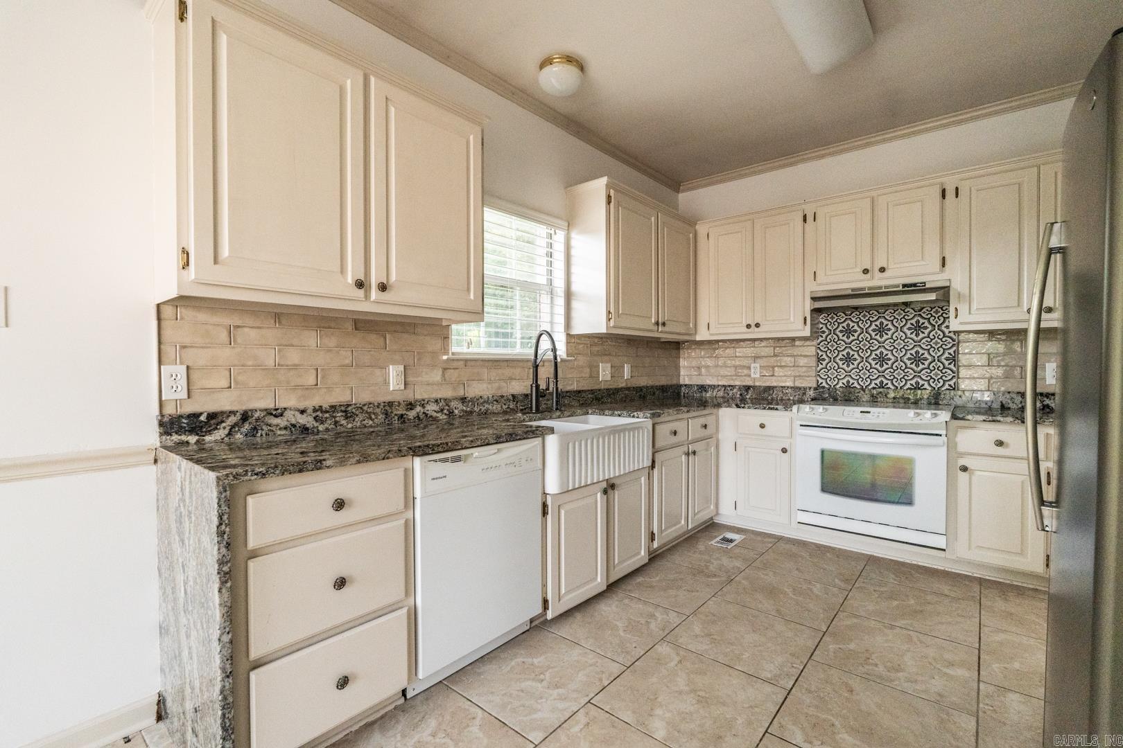 GLENEAGLES ADDN - Residential