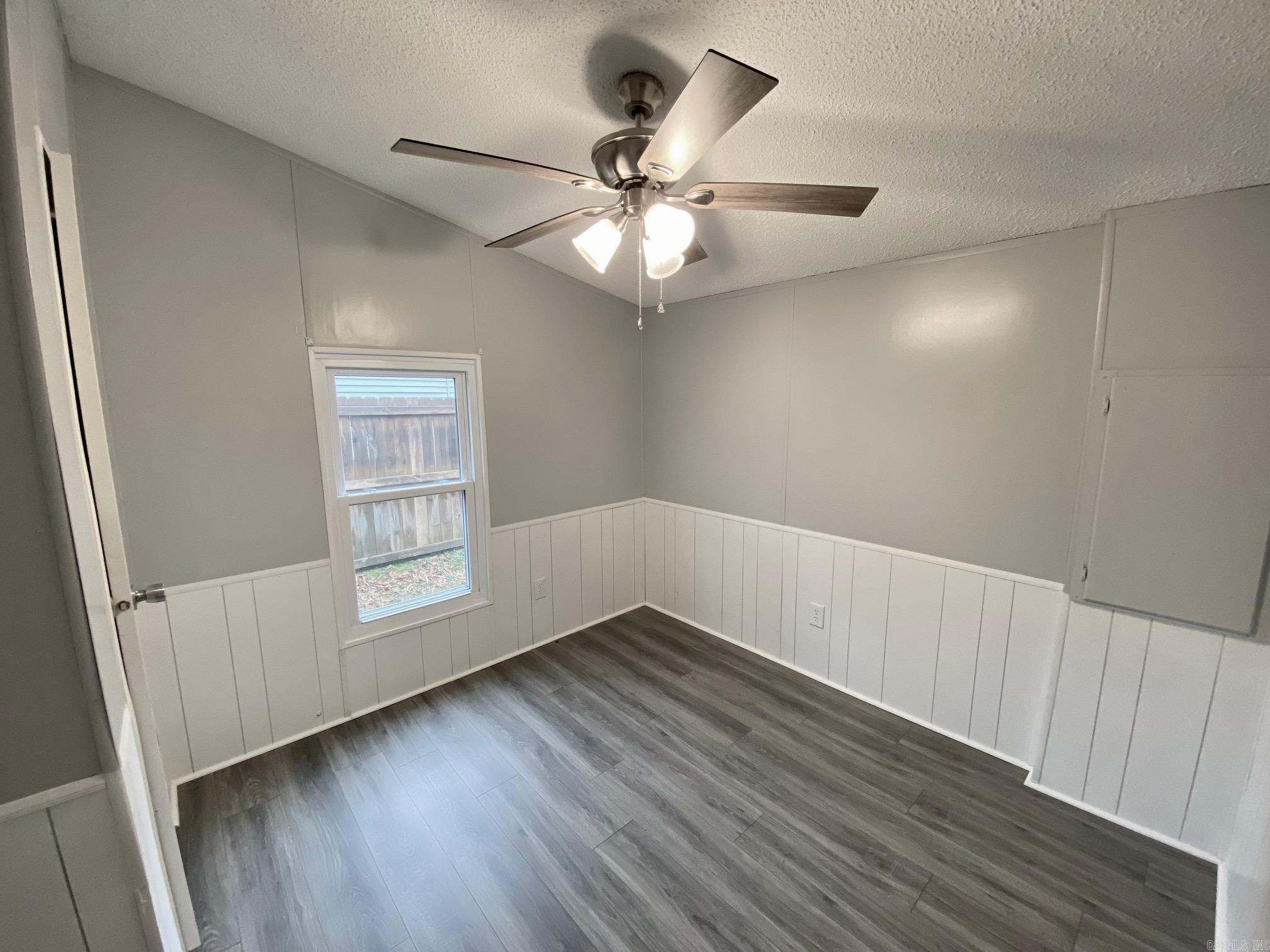 HUMMINGBIRD ESTATES - Residential