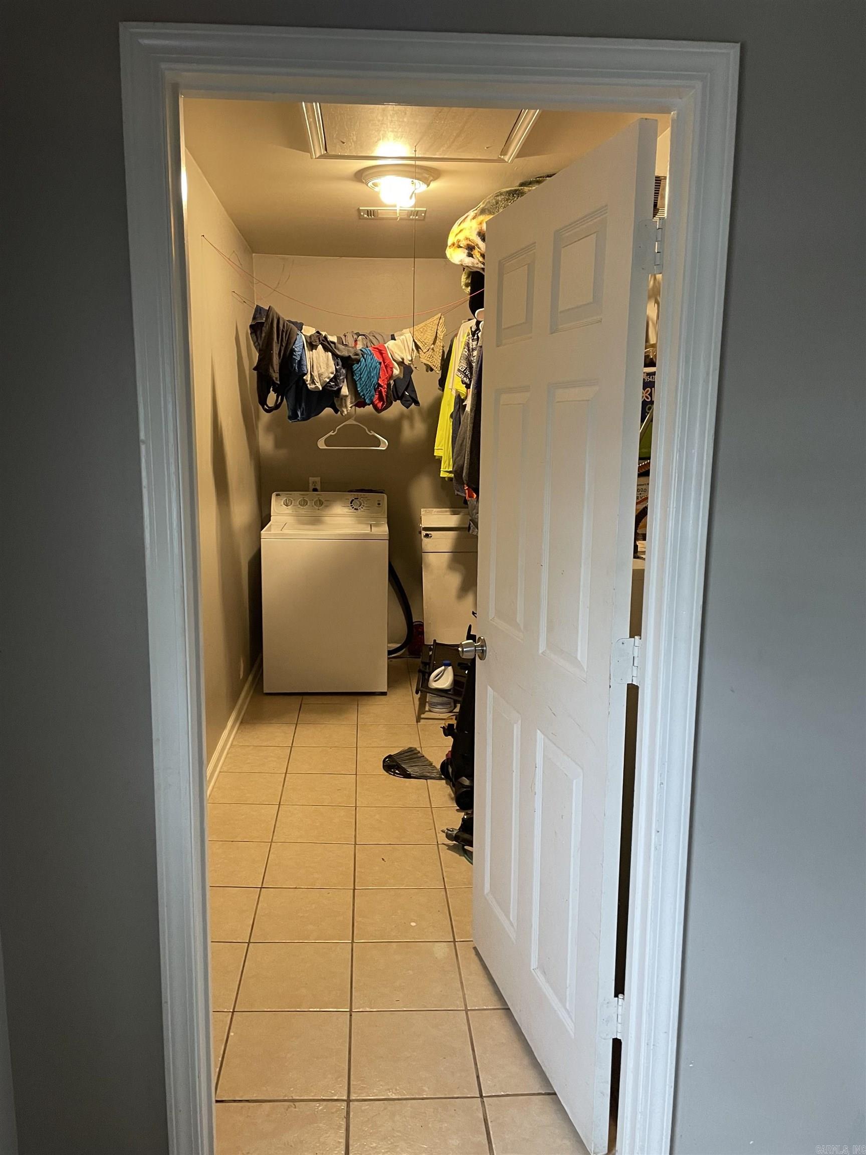 HOLTS INDUSTRIAL - Residential