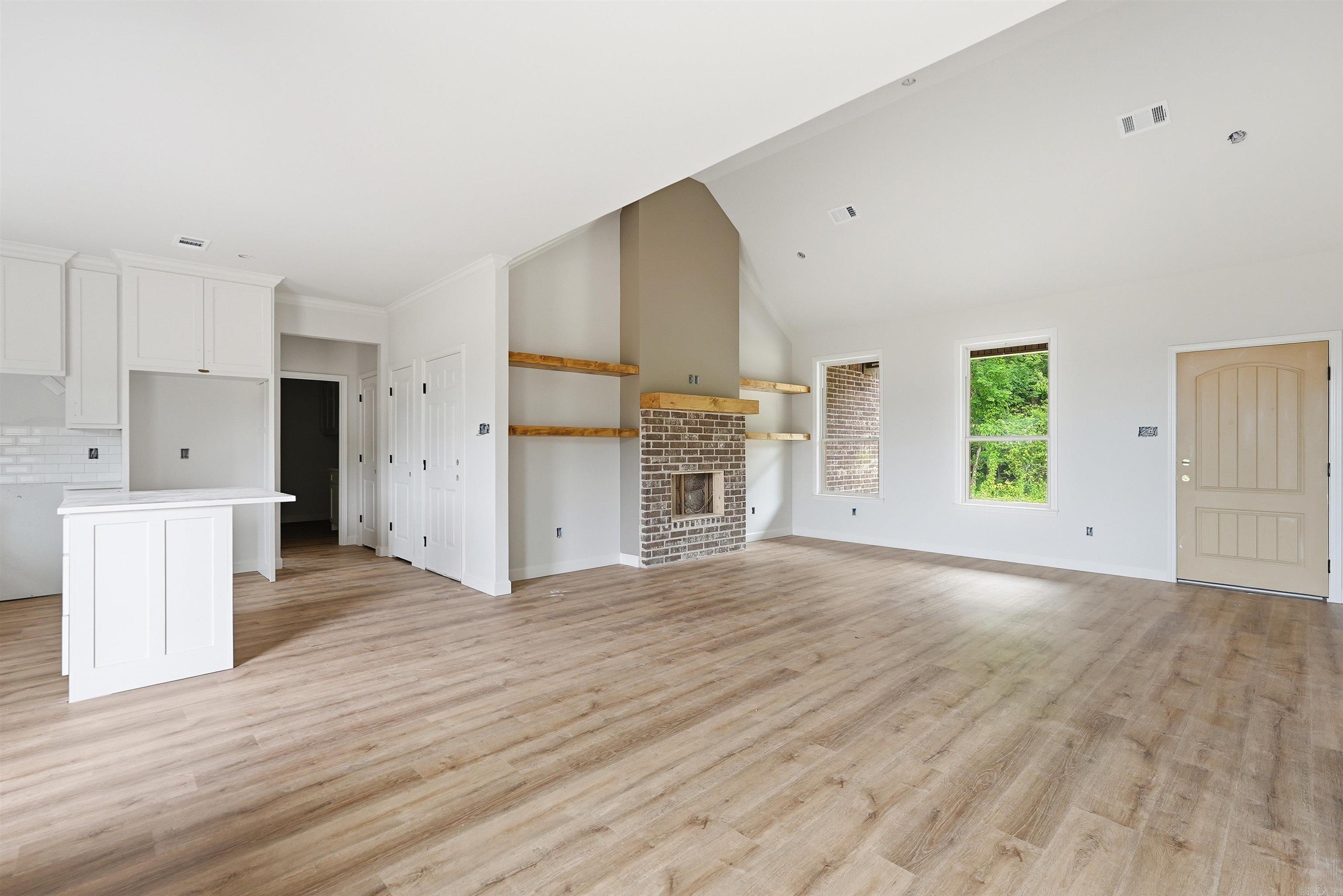 MOUNT TABOR ESTATES - Residential