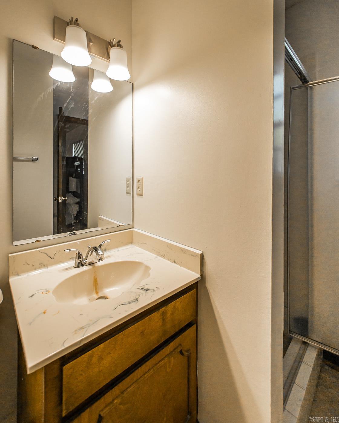 HAMILTON HILLS - Residential