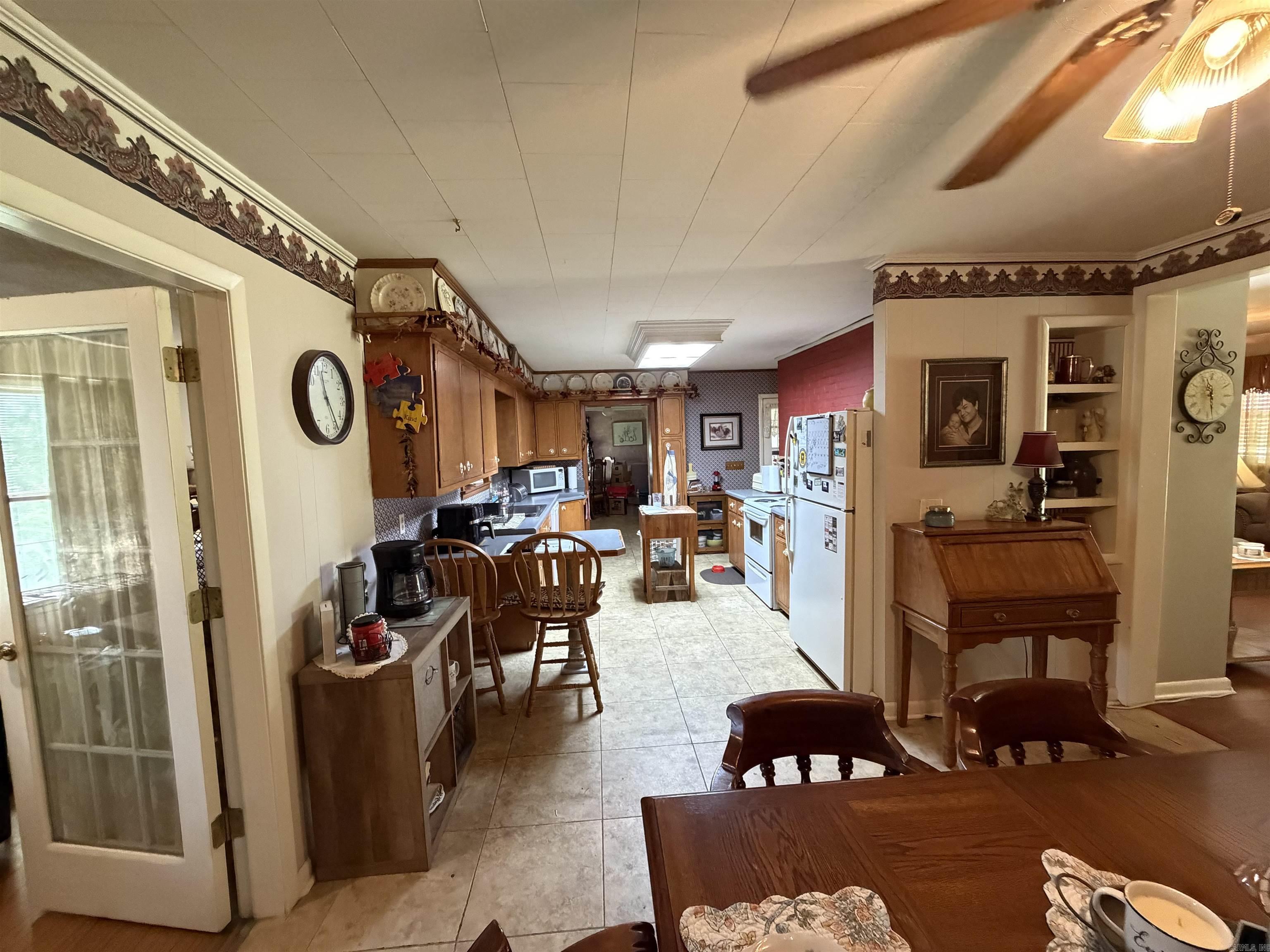 M&B PIGGOTT 2-20-8 - Residential