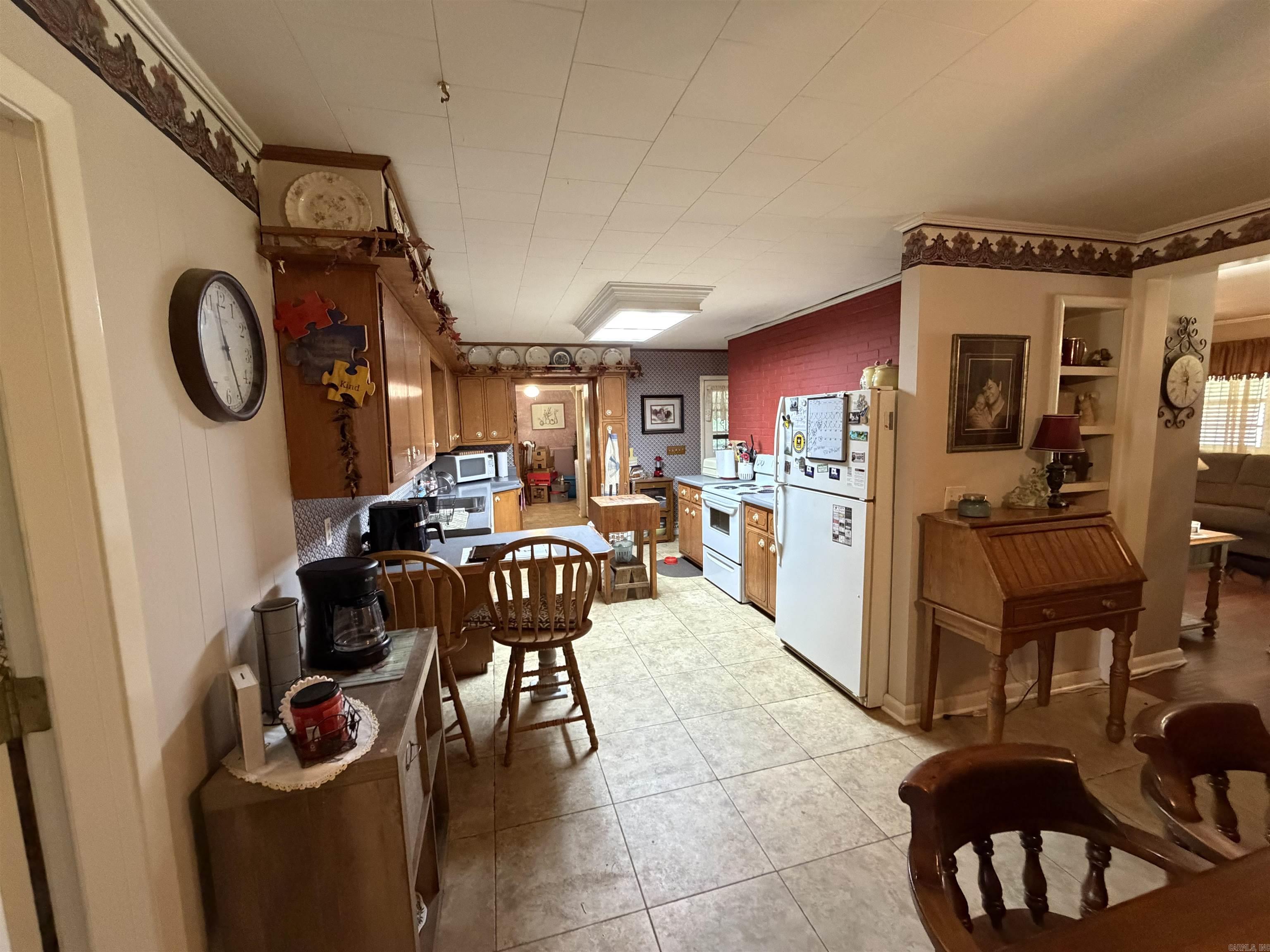 M&B PIGGOTT 2-20-8 - Residential