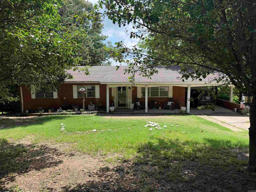 Welcome to this beautiful ranch-style home at 1700 S 12th Ave in Piggott! Situated on 2.14 scenic acres at the edge of town, this spacious 4-bedroom, 3-bath property offers the perfect blend of peaceful country living with the convenience of town nearby. Inside, you’ll find a finished walk-out basement providing extra living and entertaining space for family and guests. Step outside and enjoy the wide-open views, pond and plenty of room to roam. Horse lovers will appreciate the 18x24 horse barn, while hobbyists and outdoor enthusiasts will love the 15x38 shop complete with 30-amp RV parking. Whether you're looking for room to grow, space for animals, or simply a private retreat in an amazing location, this property checks all the boxes!