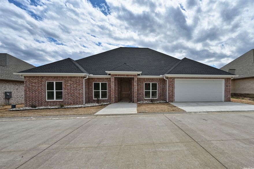 New Construction home on Lake Hamilton located in a gated community. Beautiful kitchen with a waterfall island. 6 bedroom 3 bath. Approved for  a 12x28 boat slip by Entergy. Minutes away from lake Ouachita and on Lake Hamilton. Community swimming pool. The views are beautiful!