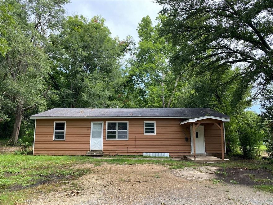 Investment property being sold "as-is." 3 bedroom / 1 bath / approx 1,288 sqft  Roof 2008. Carpet in living room and bedrooms replaced 2008. Covered front entry porch added 2008.  Window units, gas heater and gas stove will convey.  For more information or to schedule a showing call/text Mandy Rawls @ 870-500-5607 or mandyrawls123@gmail.com