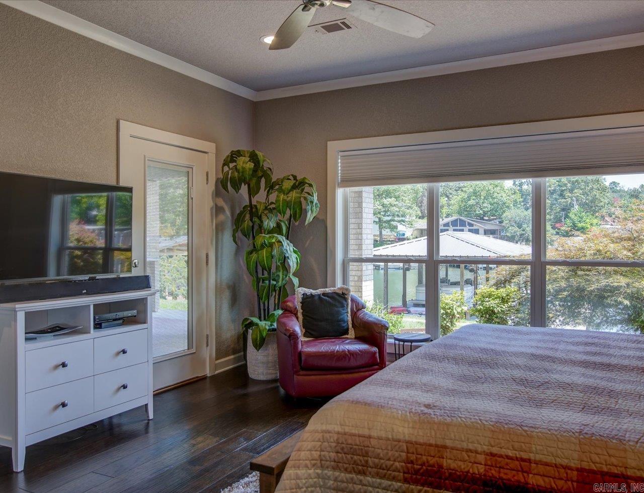 TWIN POINTS - Residential