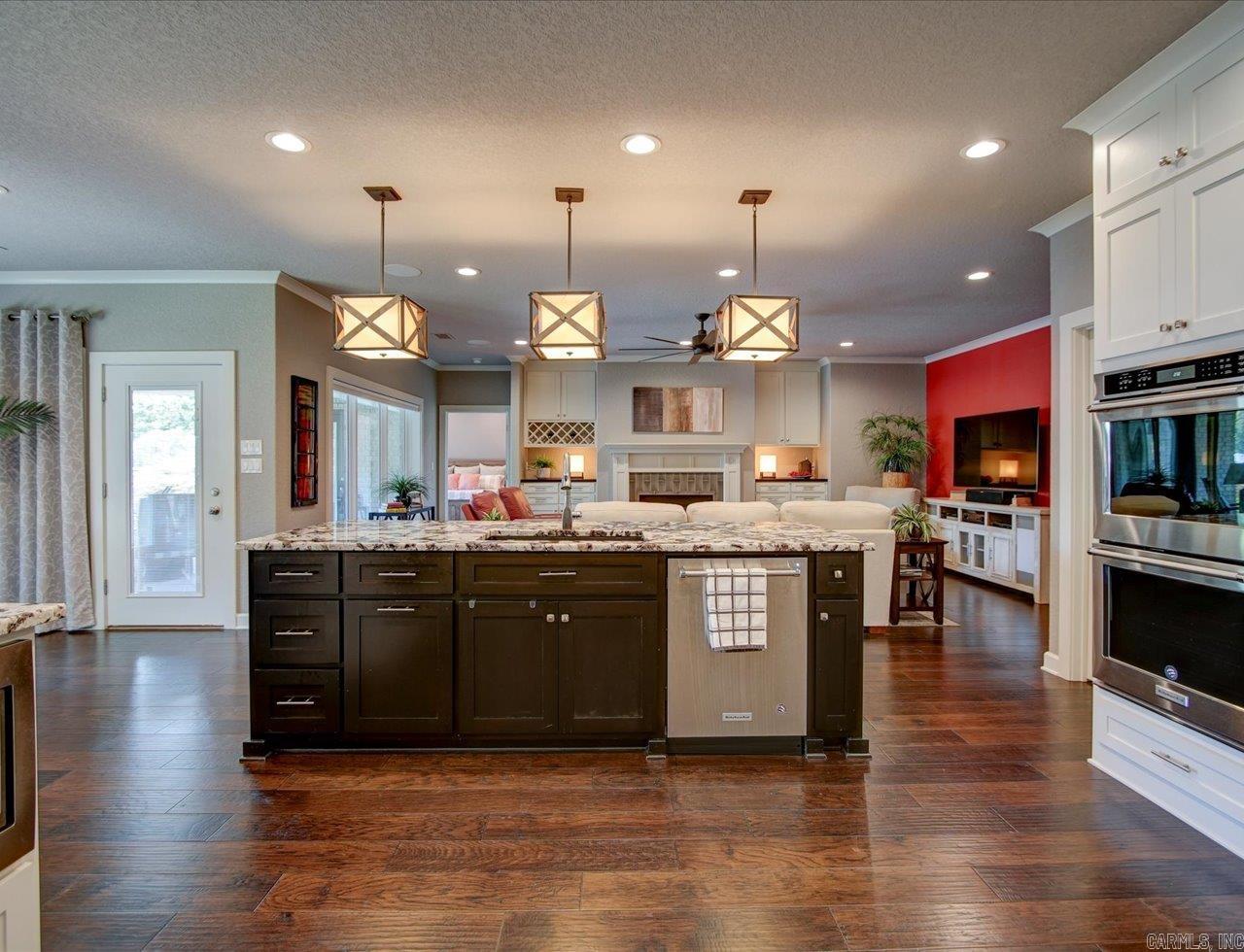 TWIN POINTS - Residential