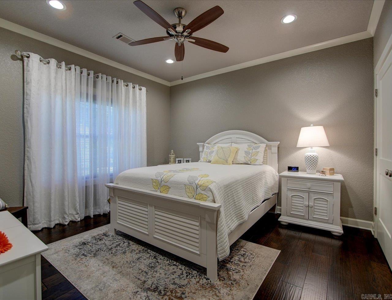 TWIN POINTS - Residential