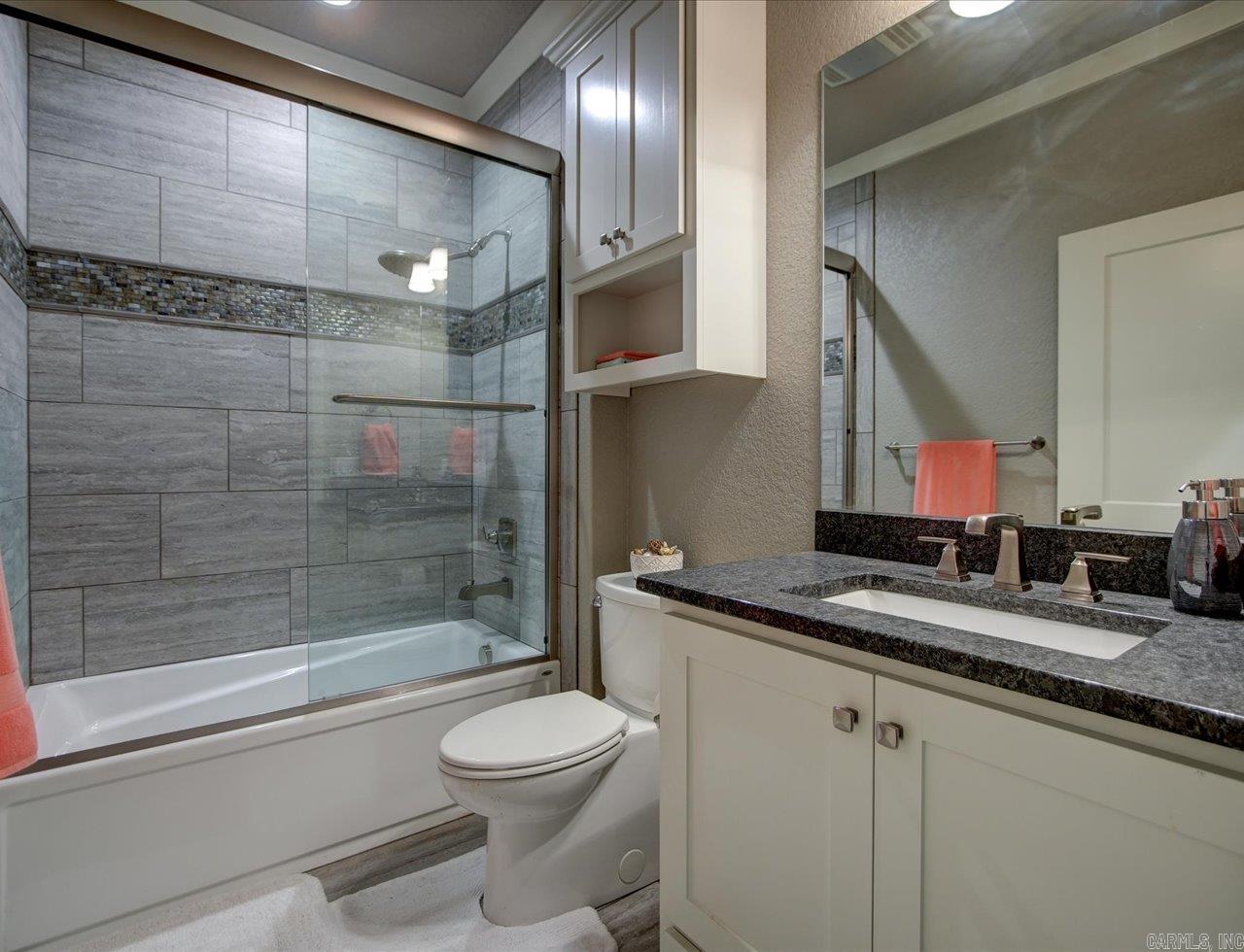 TWIN POINTS - Residential