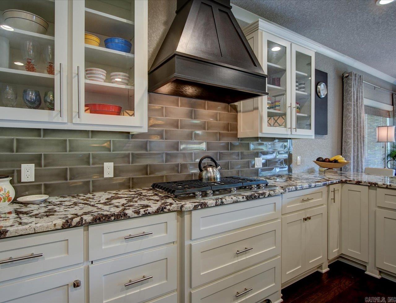 TWIN POINTS - Residential