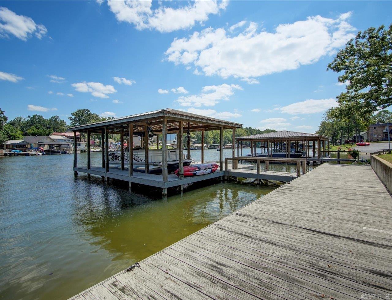 TWIN POINTS - Residential