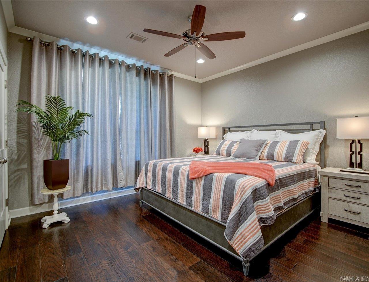 TWIN POINTS - Residential