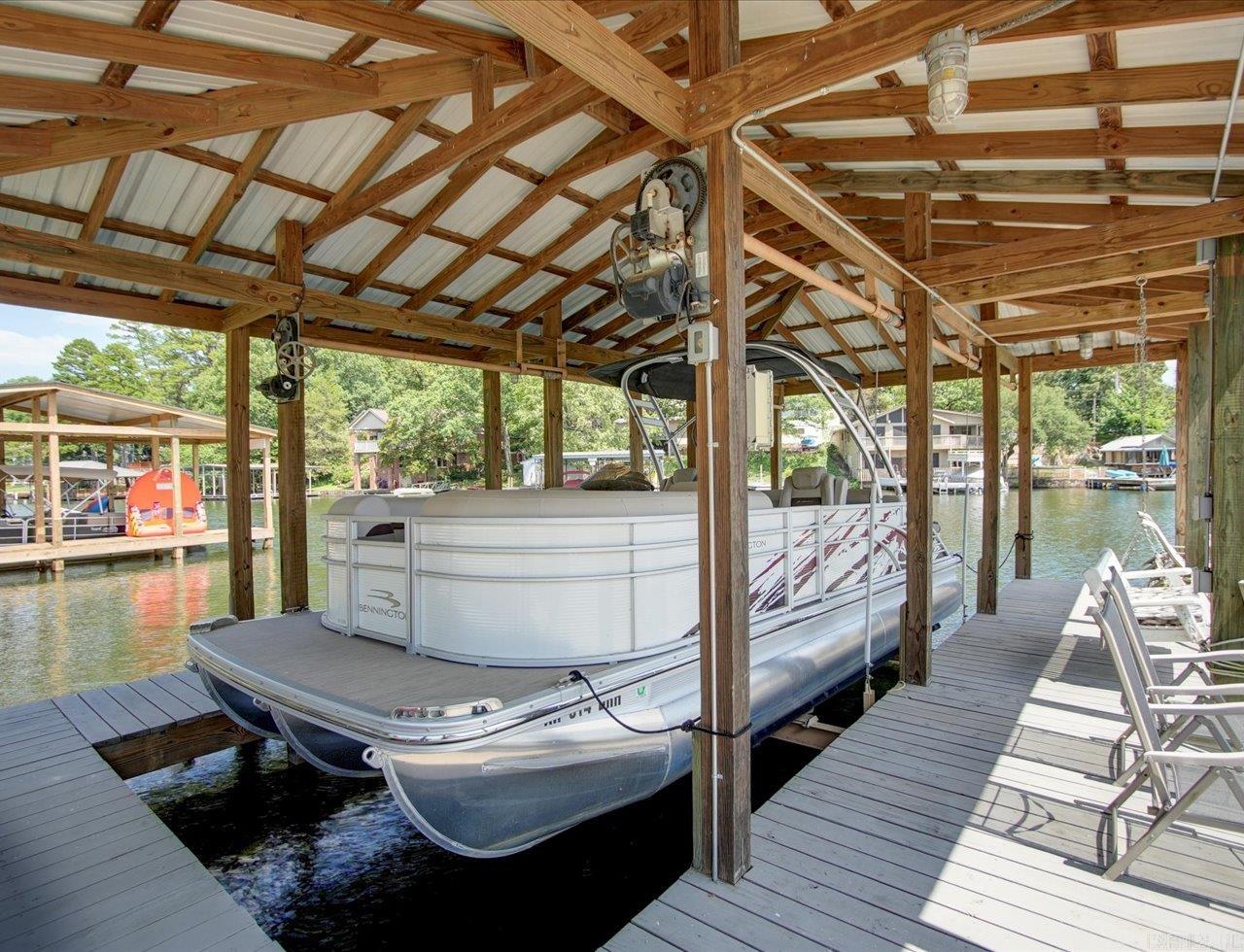 TWIN POINTS - Residential