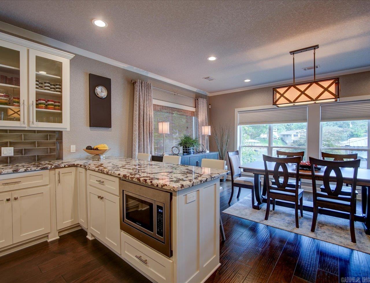 TWIN POINTS - Residential