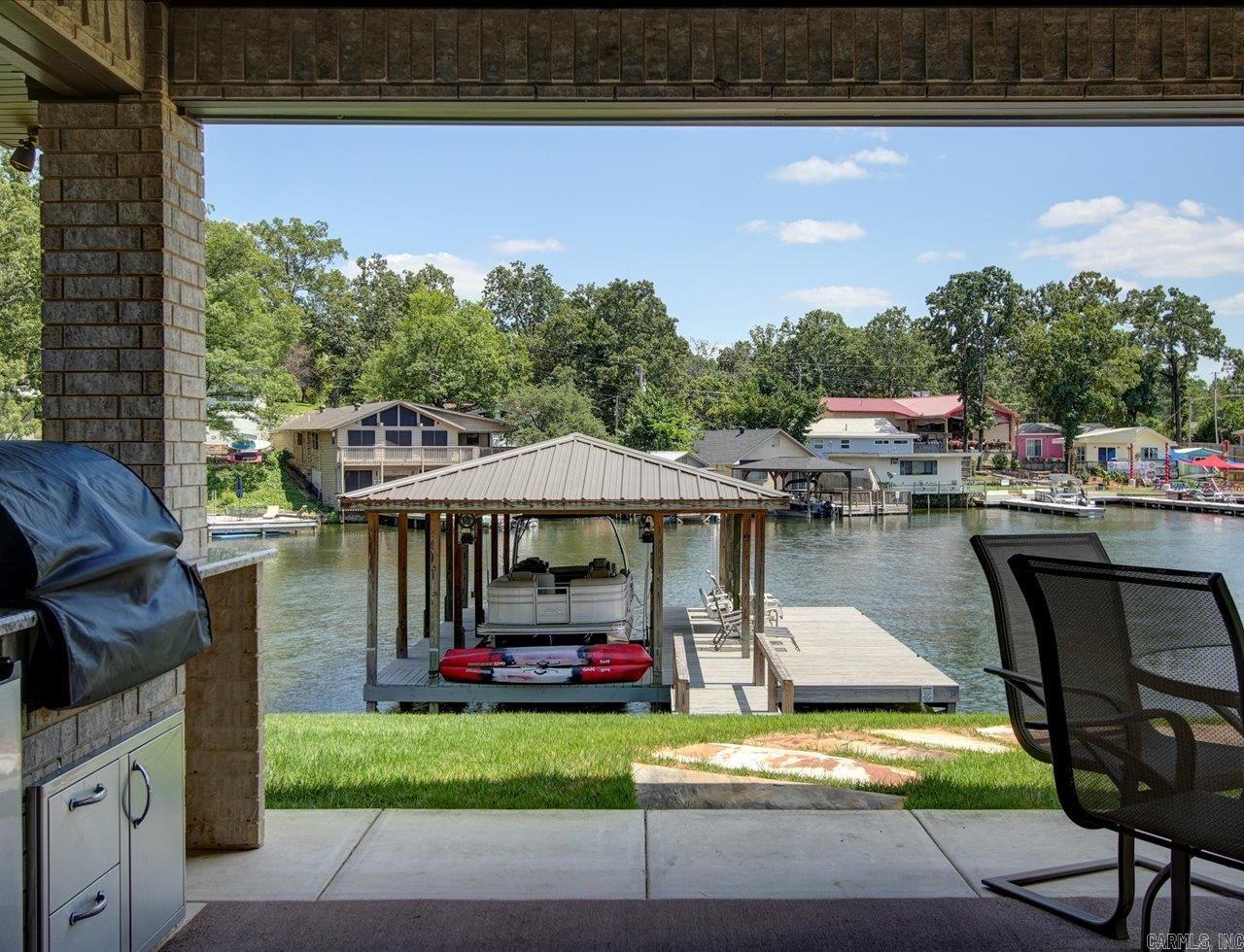 TWIN POINTS - Residential