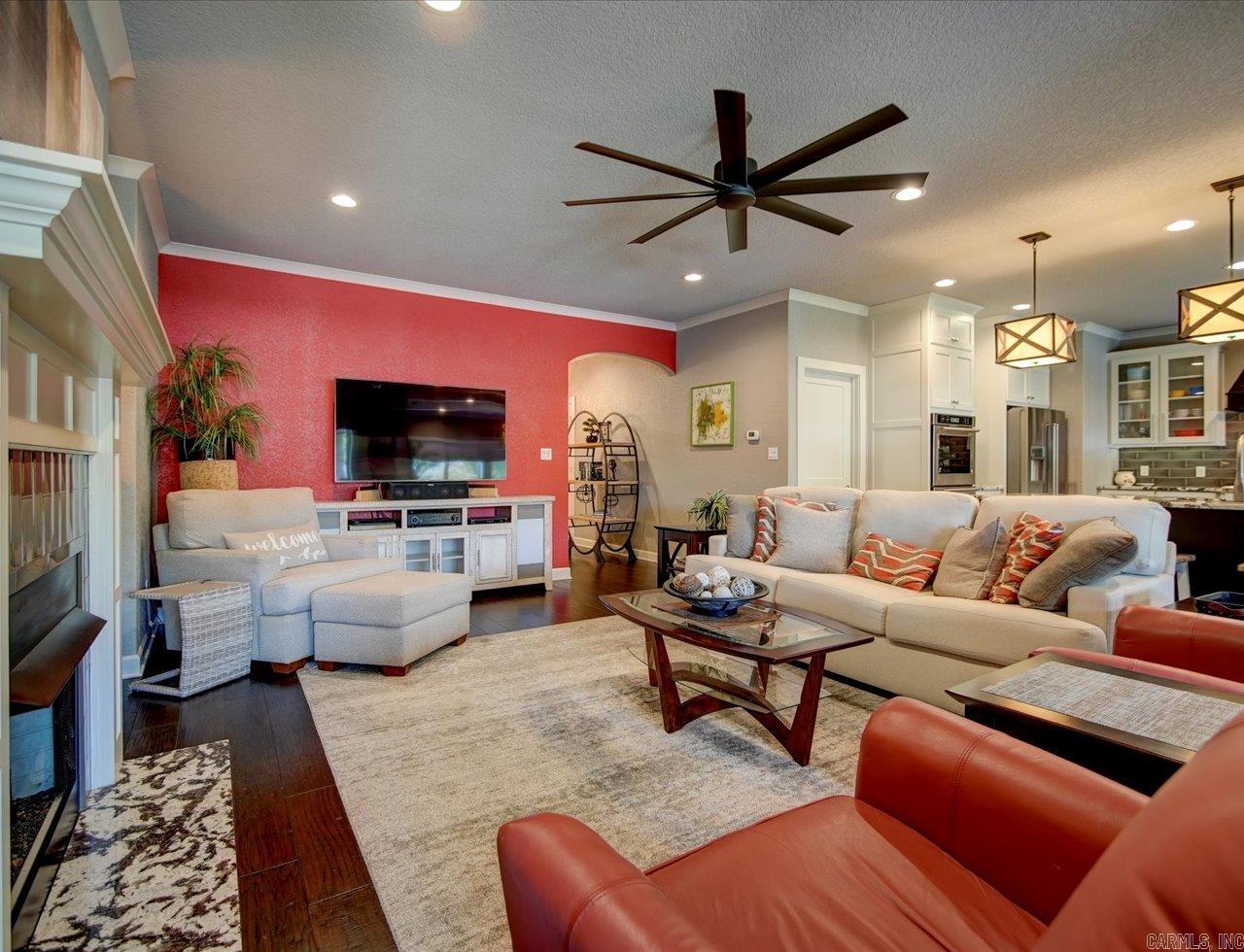 TWIN POINTS - Residential