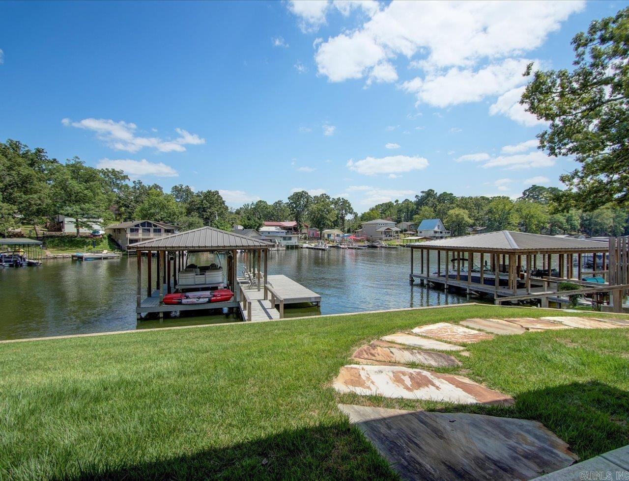 TWIN POINTS - Residential