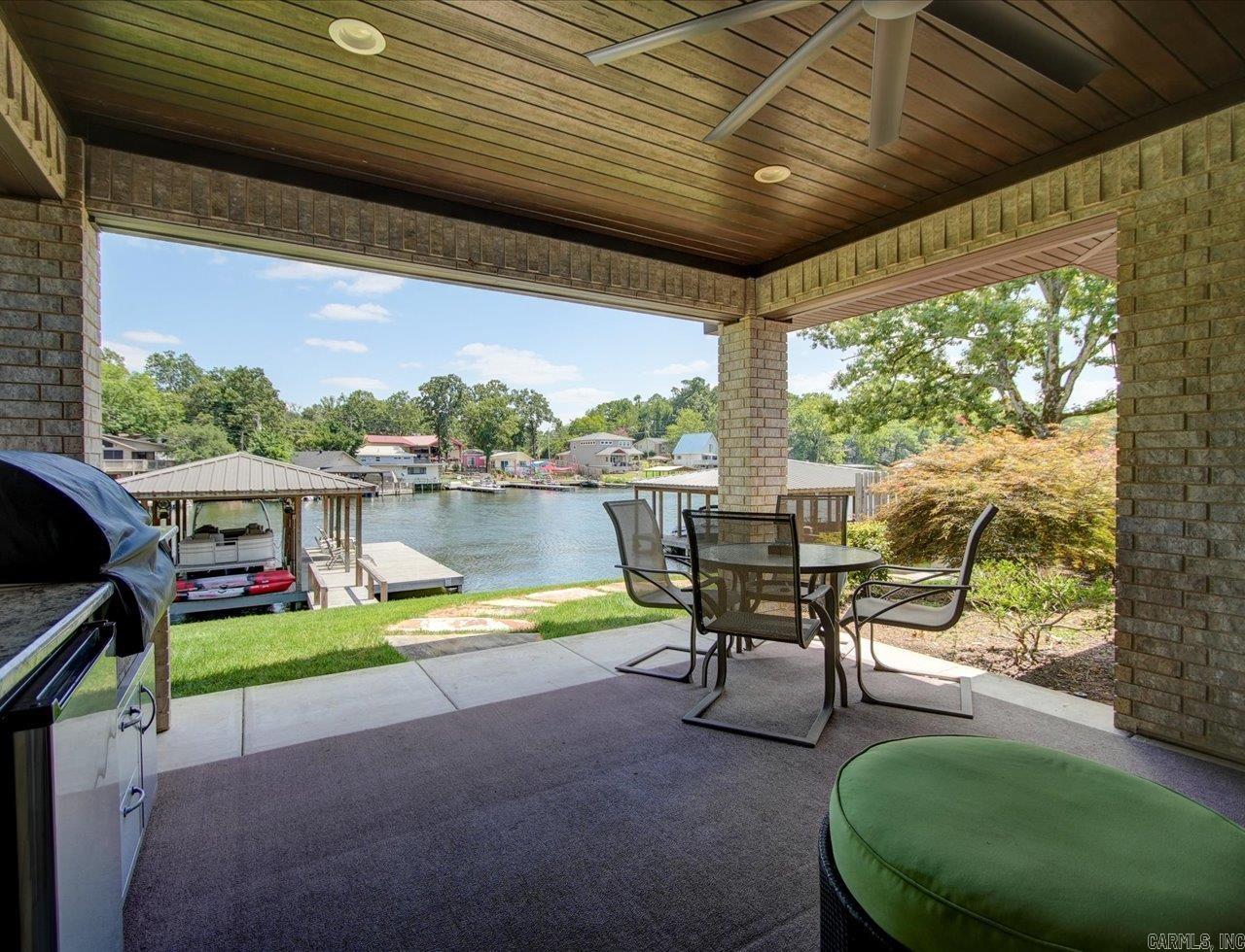 TWIN POINTS - Residential