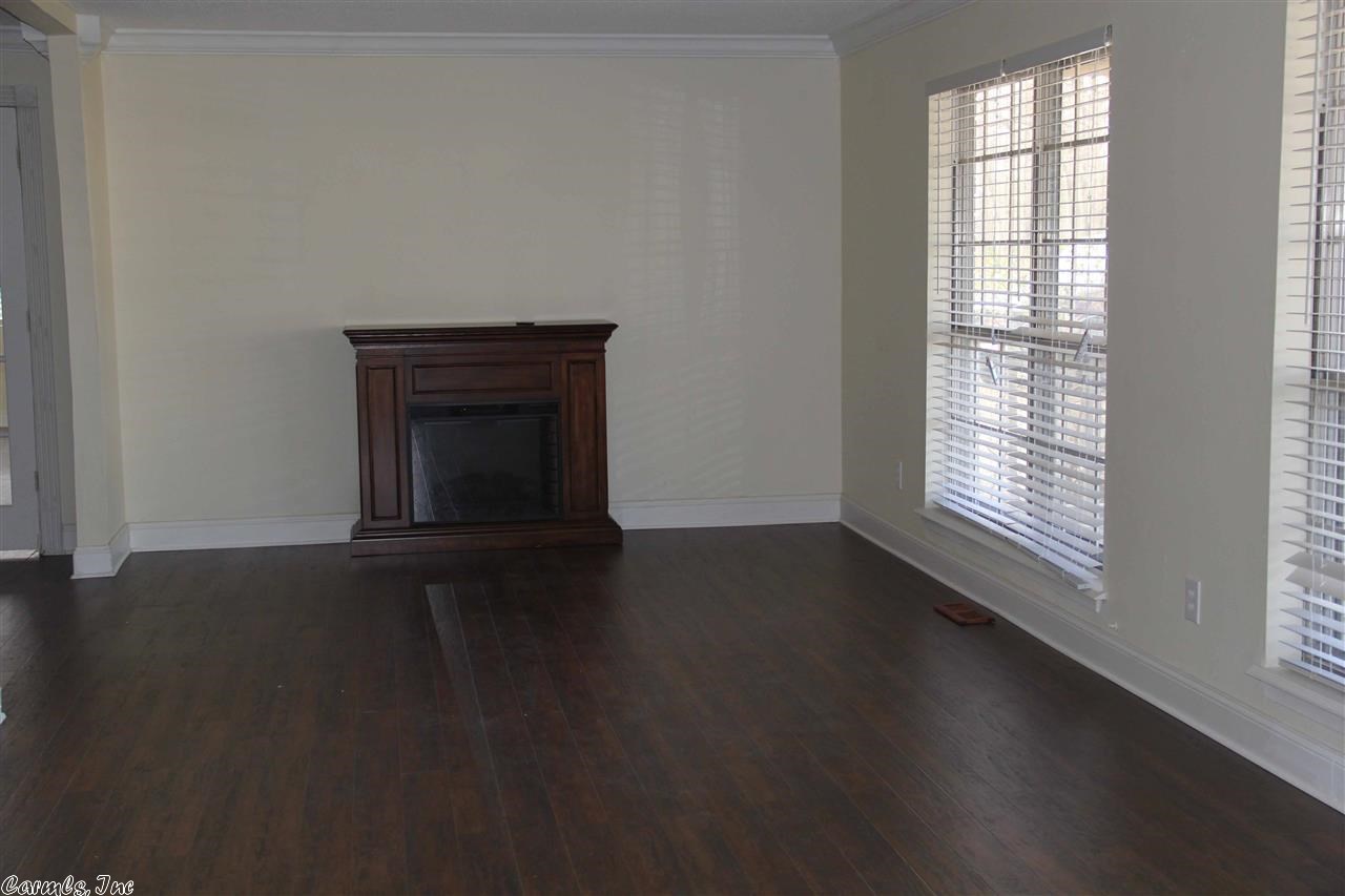 Lake Sail-EM I - Residential