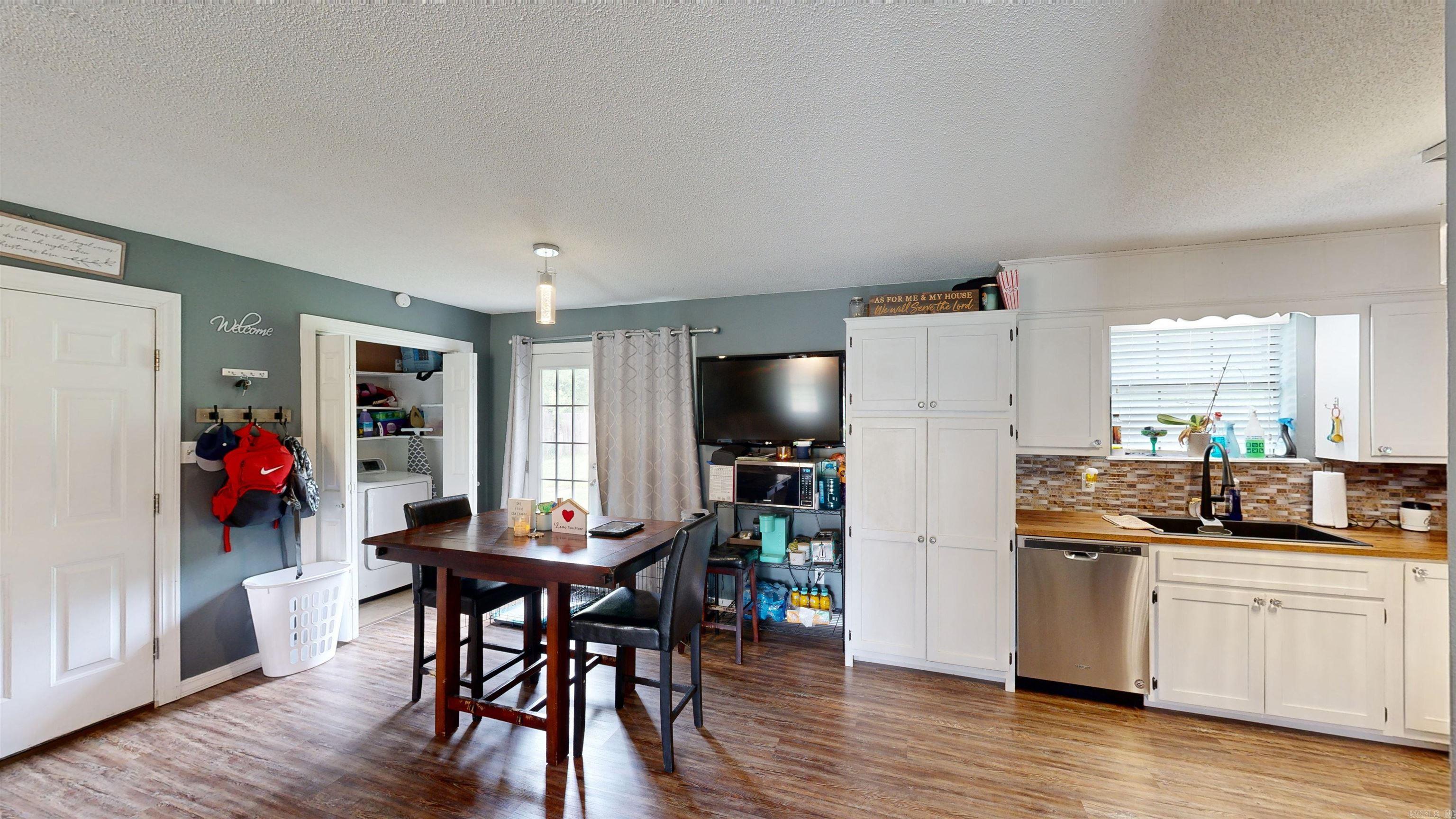 PLEASANT VALLEY - Residential