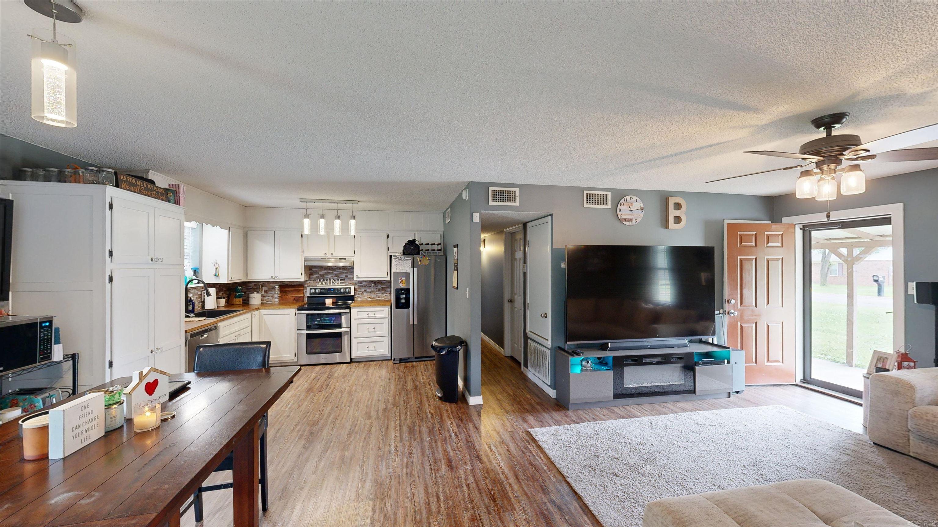 PLEASANT VALLEY - Residential