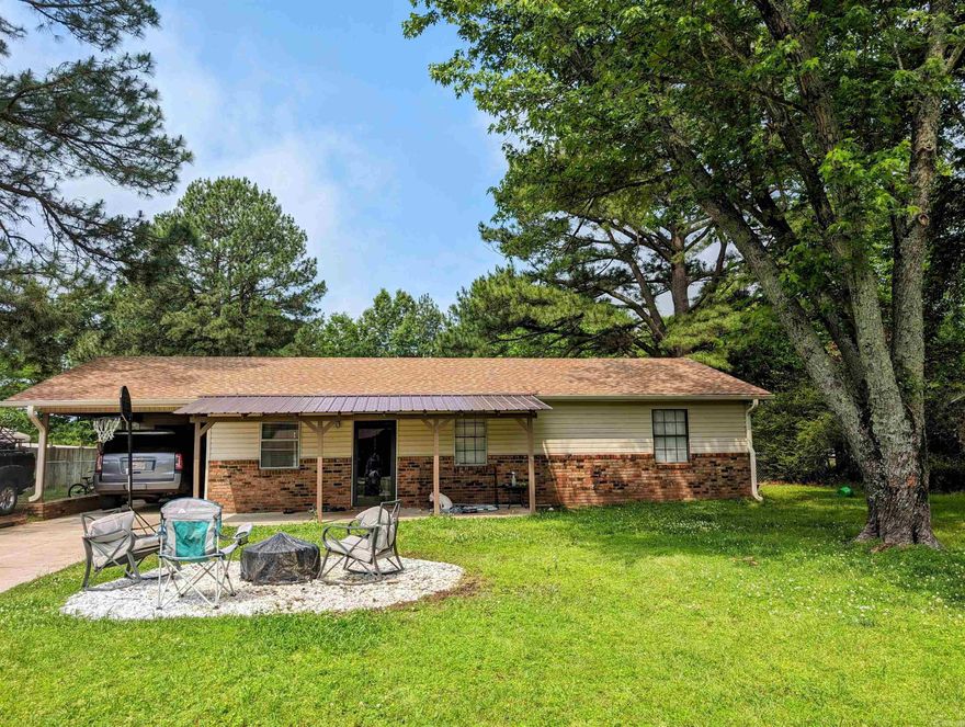 This amazing house has a new sink and faucets in bathrooms (2024). Updated driveway, front porch, paint, light fixtures, and fans (2021) and a newer roof (2019)! It is just waiting for you to come and make memories by the fire pit or in the fully fenced backyard. Sitting less than a 2 miles to schools, groceries, and more. Schedule your tour today!