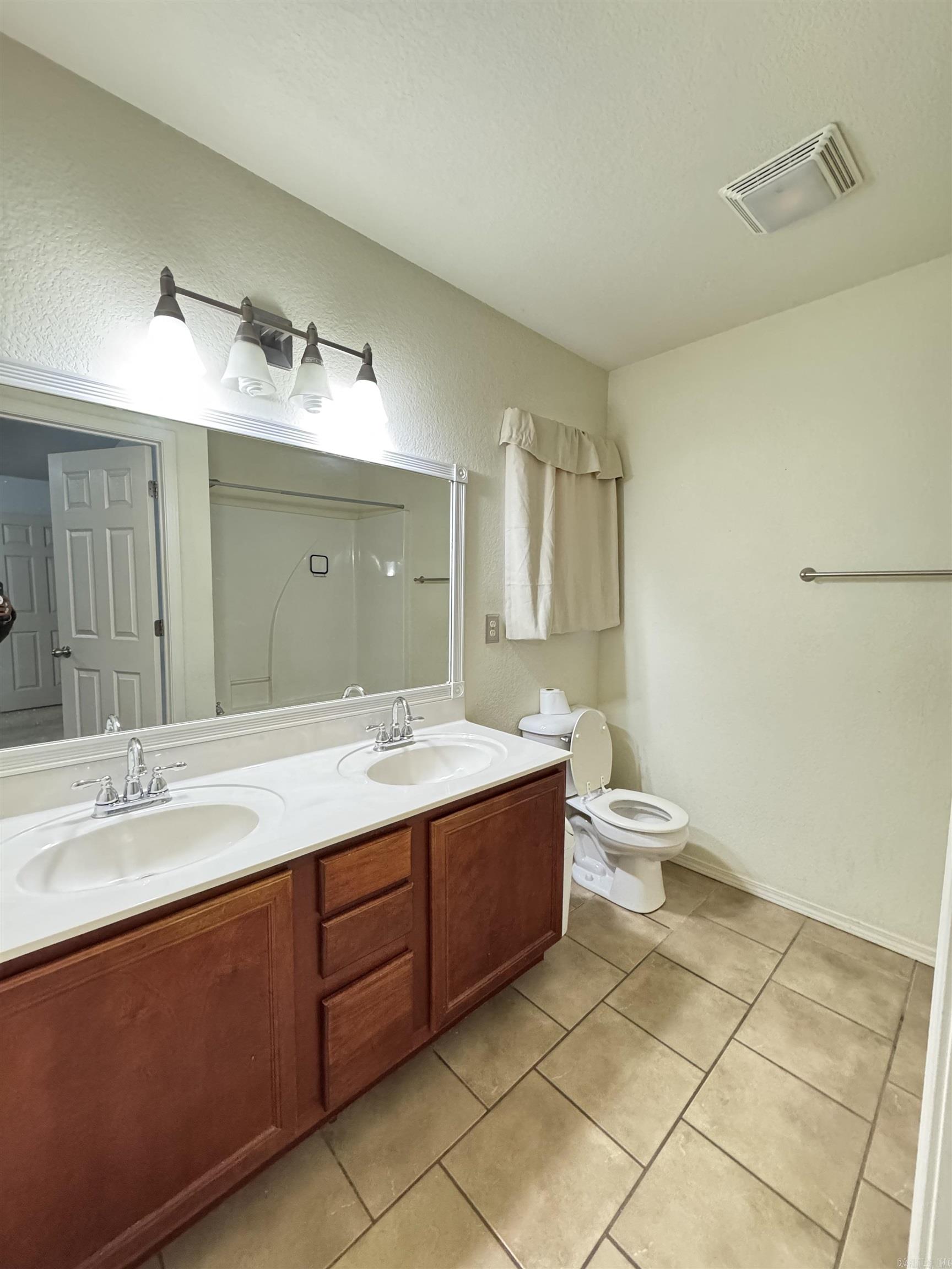 FAULKNER CROSSING - Residential