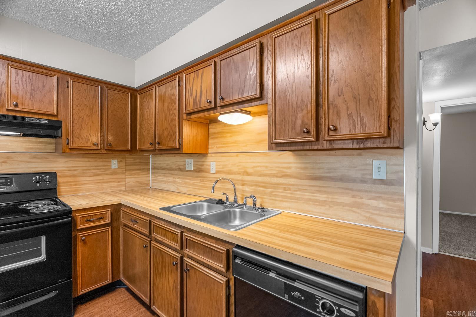 Summerwood - Residential Lease