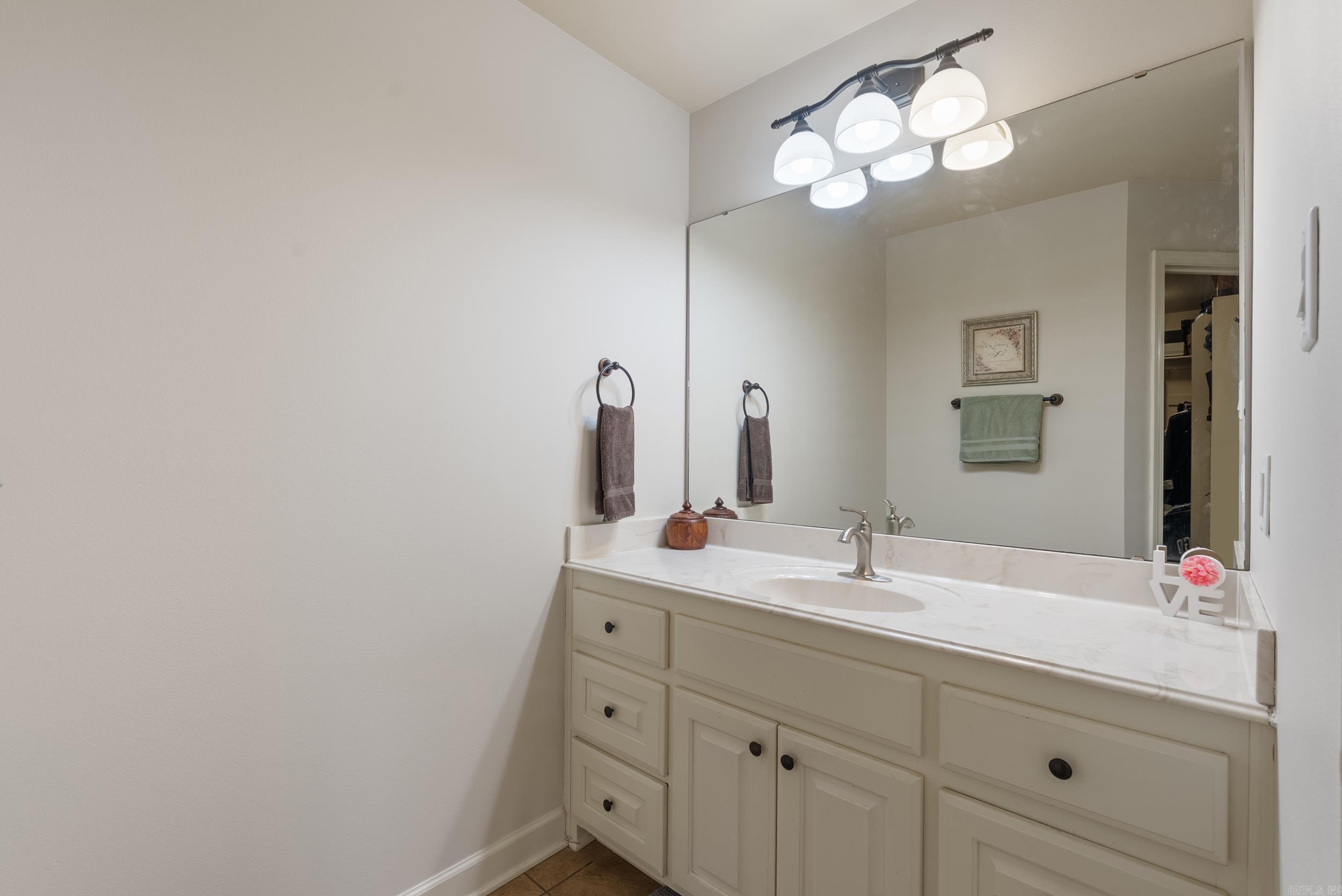 HURRICANE LAKE VILLA ESTATES - Residential