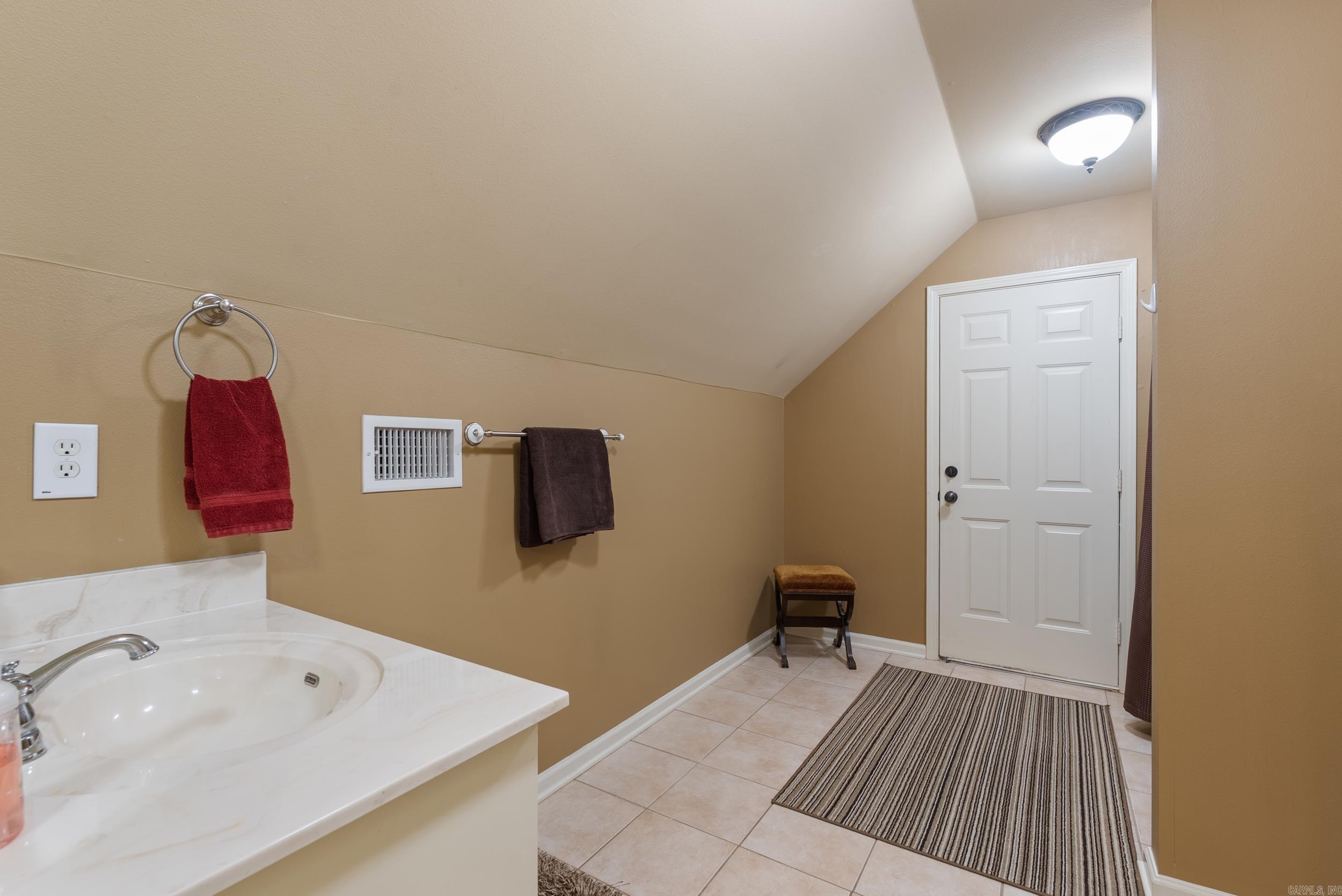 HURRICANE LAKE VILLA ESTATES - Residential