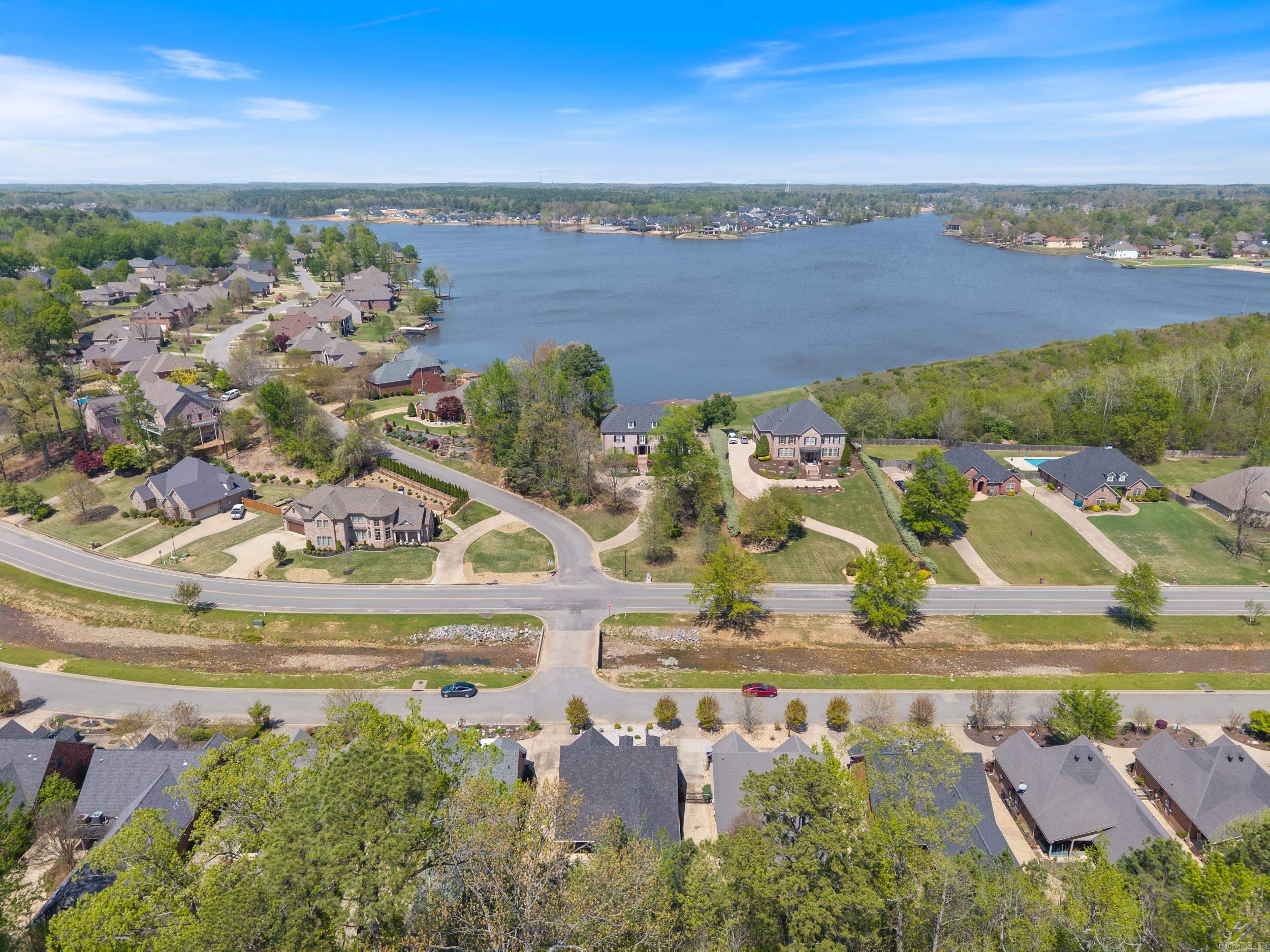 HURRICANE LAKE VILLA ESTATES - Residential