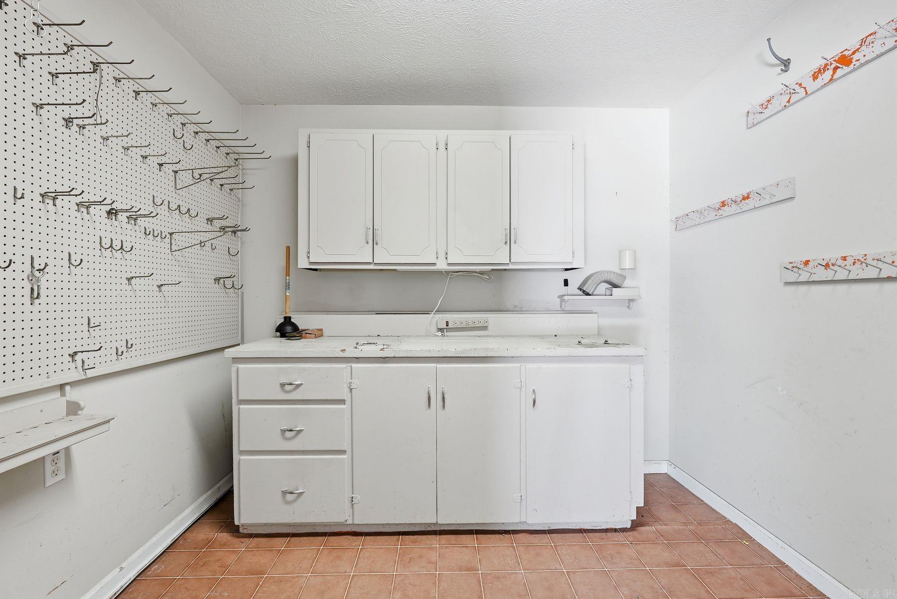 JAMESTOWN ADD - Residential