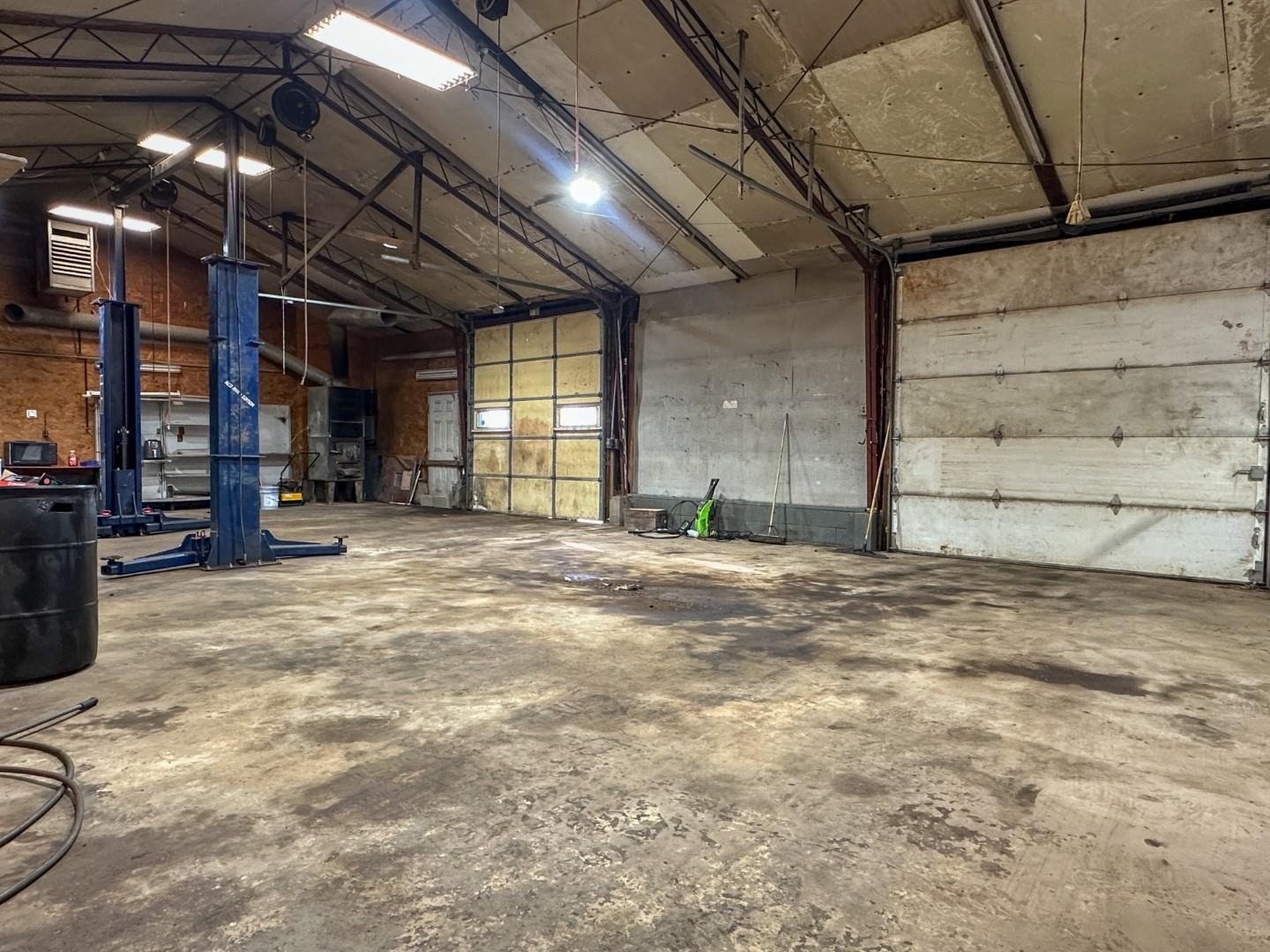 Highland Acres - Commercial Sale