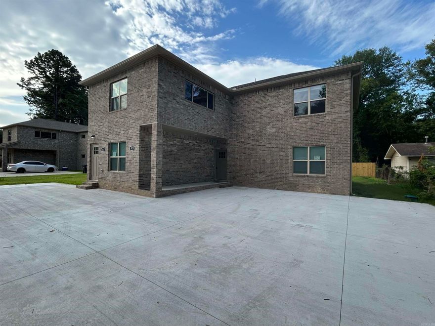 $500 Discount 1st month Rent!!!   Be the FIRST! Brand New 3 Bed, 2 Bath Duplex – Modern Living Awaits in Jacksonville, AR!  Experience the pristine comfort of new construction in this stunning, all-brick 3 bedroom, 2 bathroom duplex, available for immediate move-in! Be the very first resident to enjoy fresh, contemporary finishes and thoughtful design.  Step inside to discover beautiful, easy-to-maintain laminate flooring throughout, complemented by elegant granite countertops in the kitchen and bathrooms. Each bedroom offers spacious closets, providing ample storage, and you'll appreciate the generous parking available.  This prime location offers unparalleled accessibility:  10 min to LRAFB  20 min to Camp Robinson  15 min to Downtown Little Rock  15 min to Port of Little Rock  Imagine coming home to a spotless, modern space designed for comfort and ease. Don't miss this incredible opportunity to secure a brand-new home in a highly desirable location.  Call us today for your private tour and make this your new address!