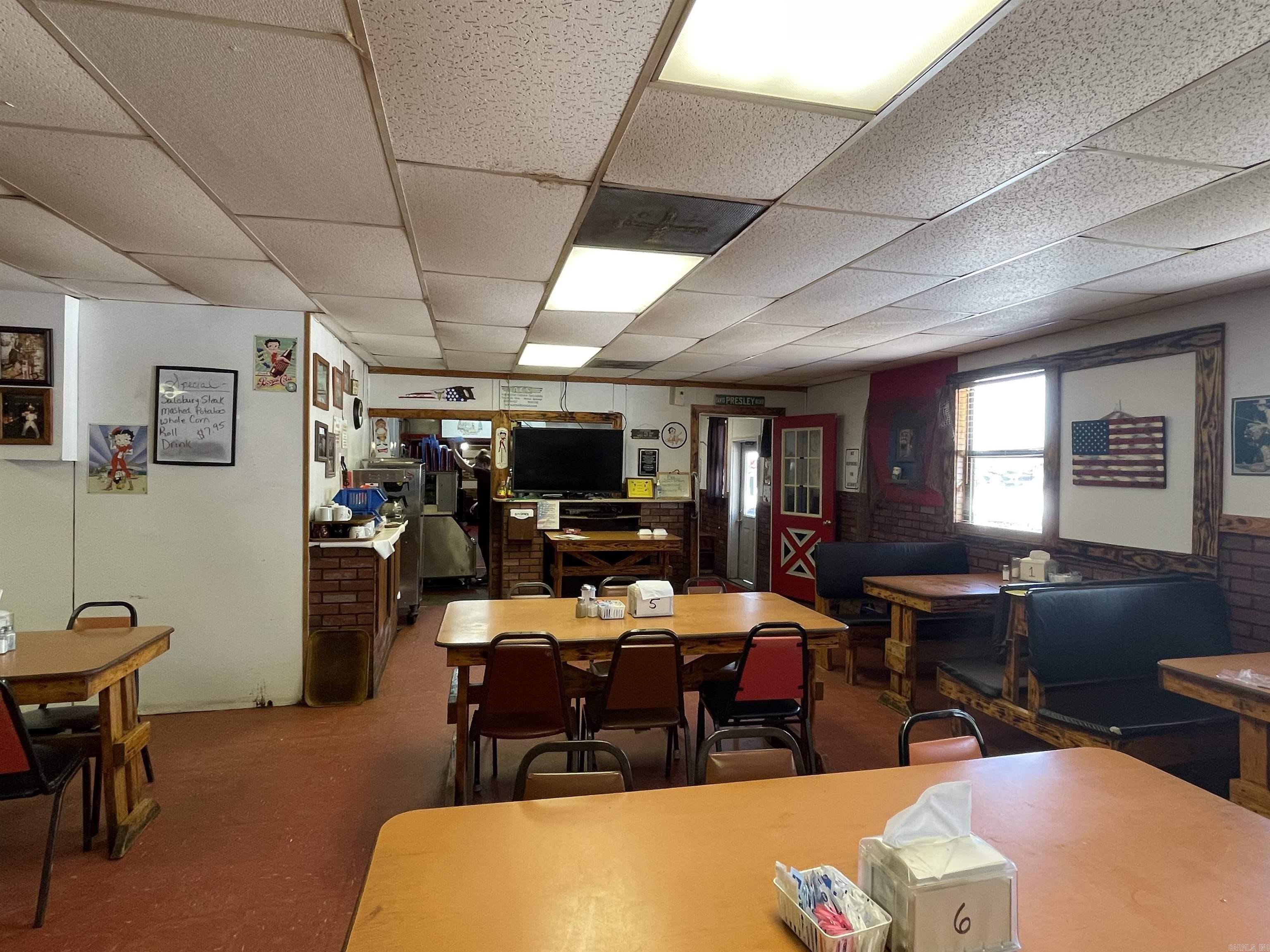 METES & BOUNDS - Commercial Sale