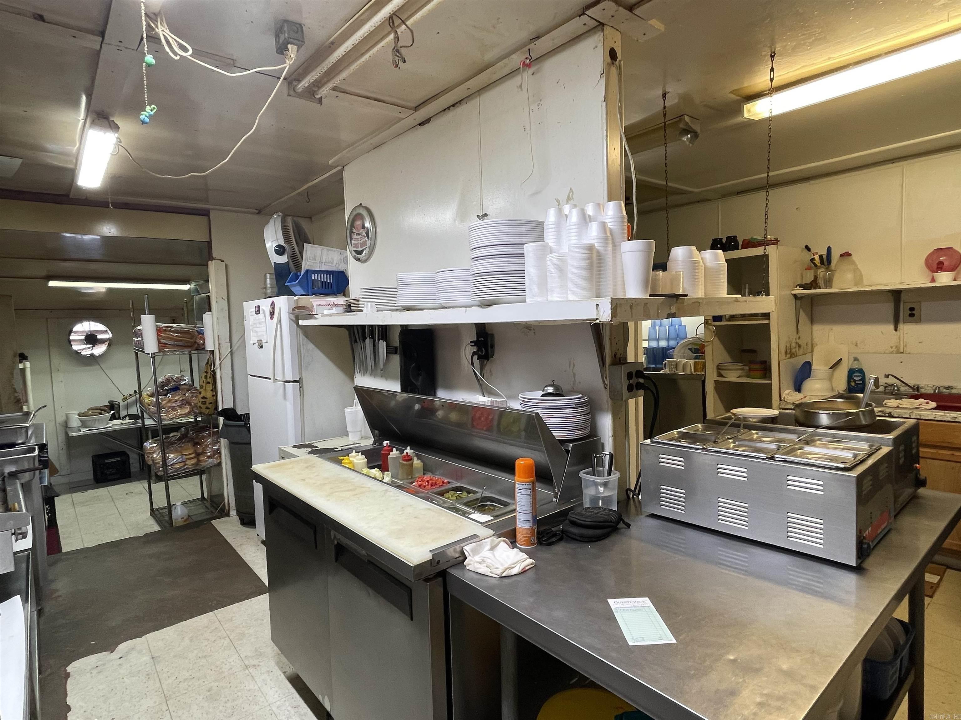 METES & BOUNDS - Commercial Sale