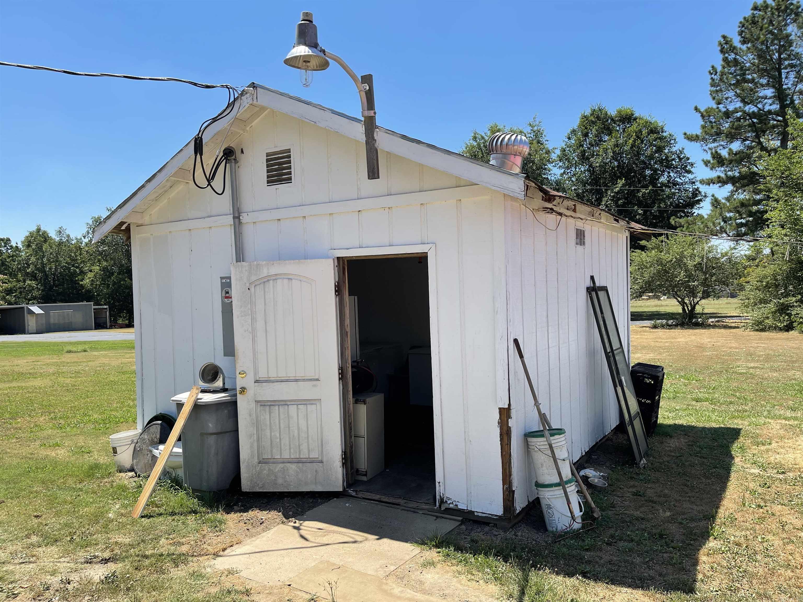 METES & BOUNDS - Commercial Sale