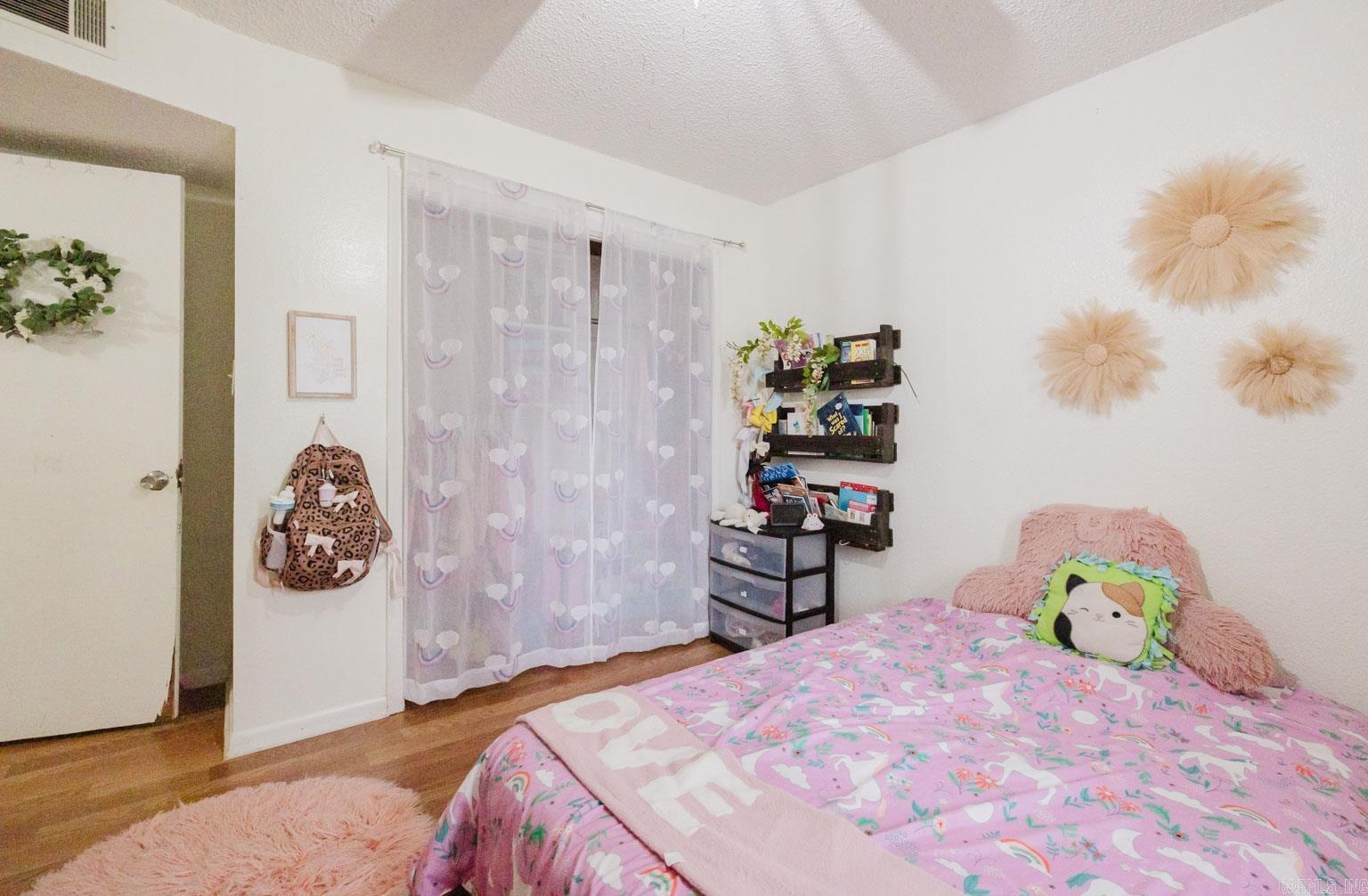 CARYWOOD - Residential