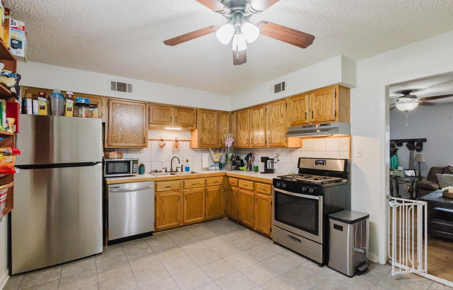 CARYWOOD - Residential