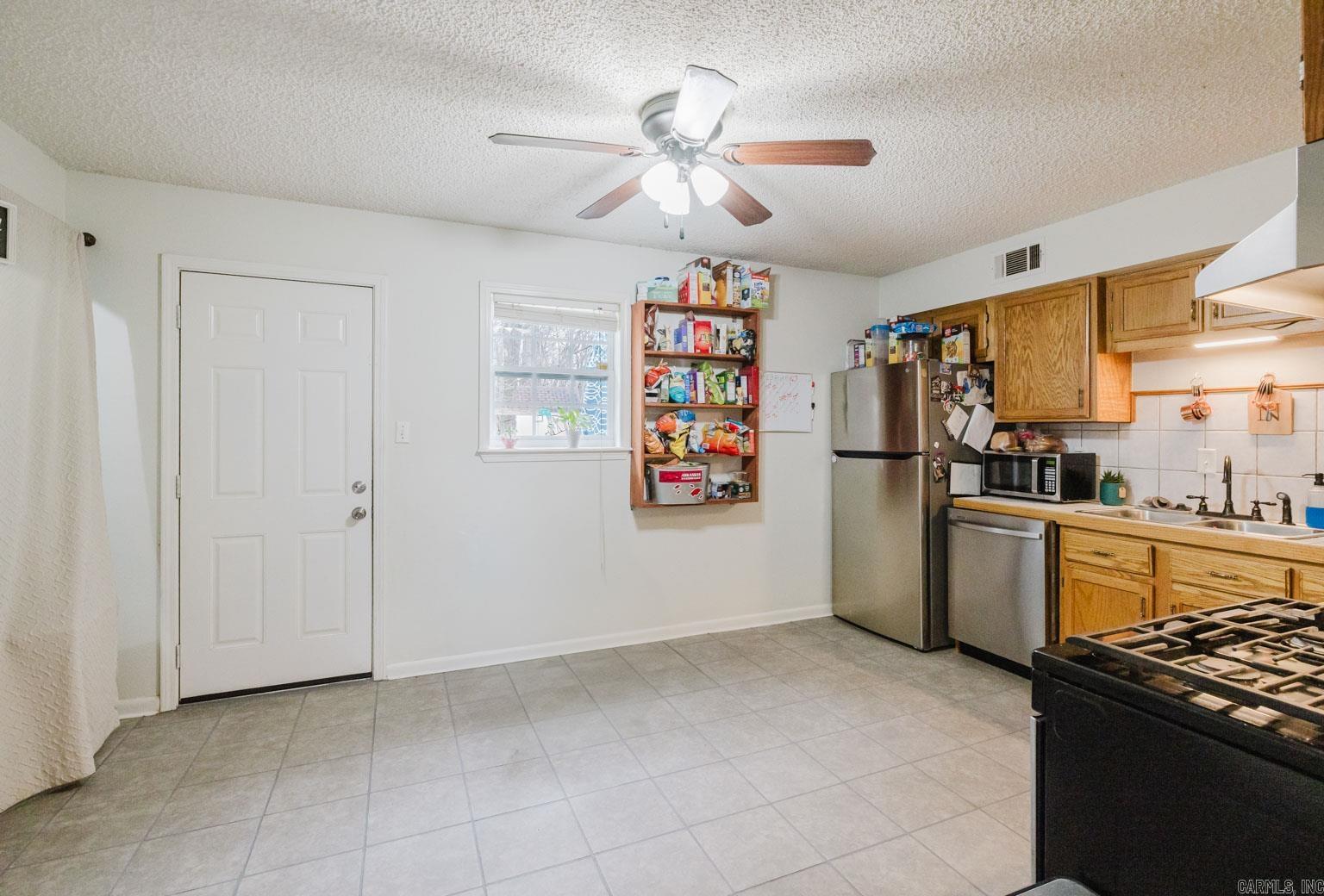 CARYWOOD - Residential