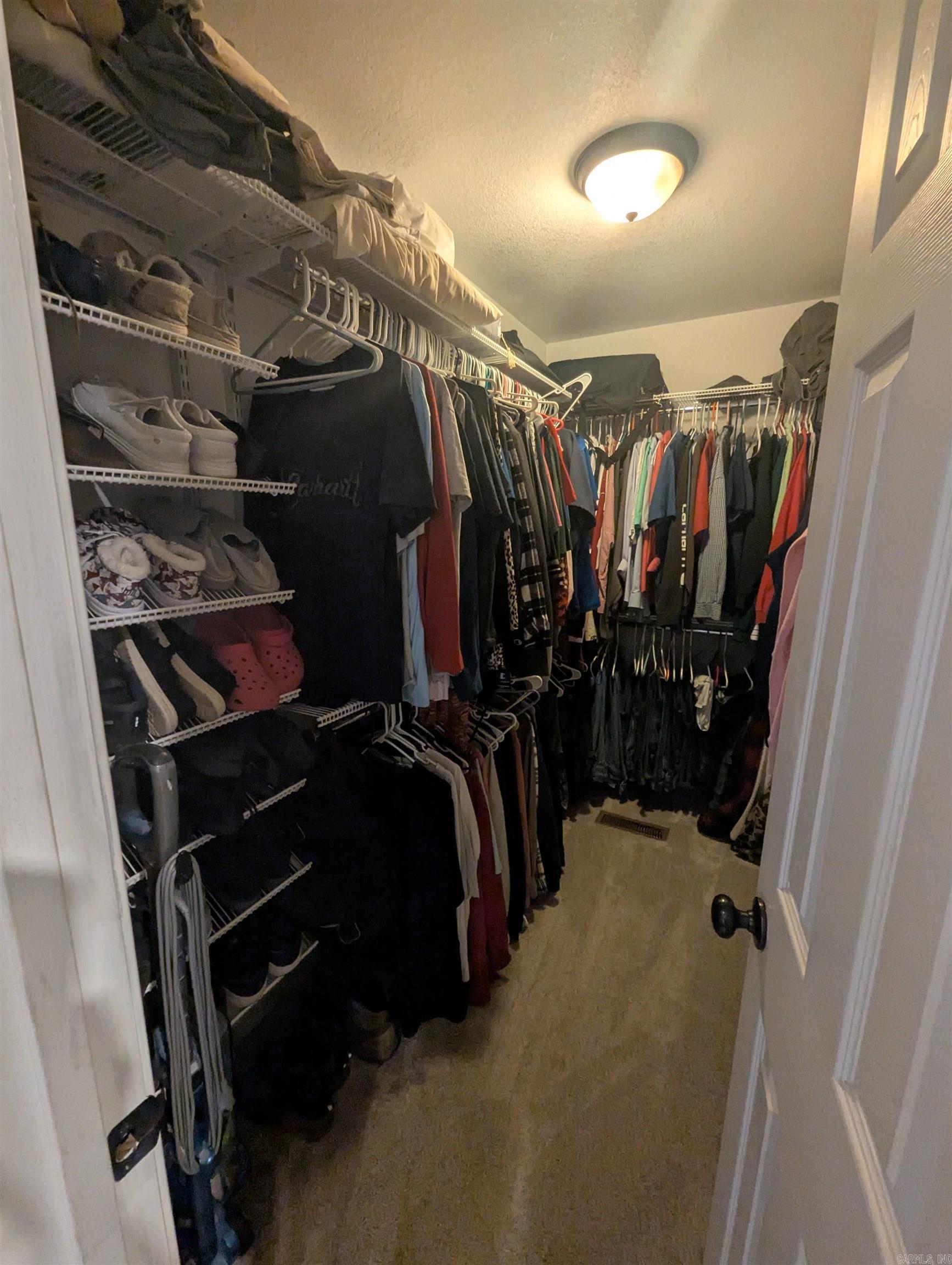 PURE COUNTY ESTATES - Residential