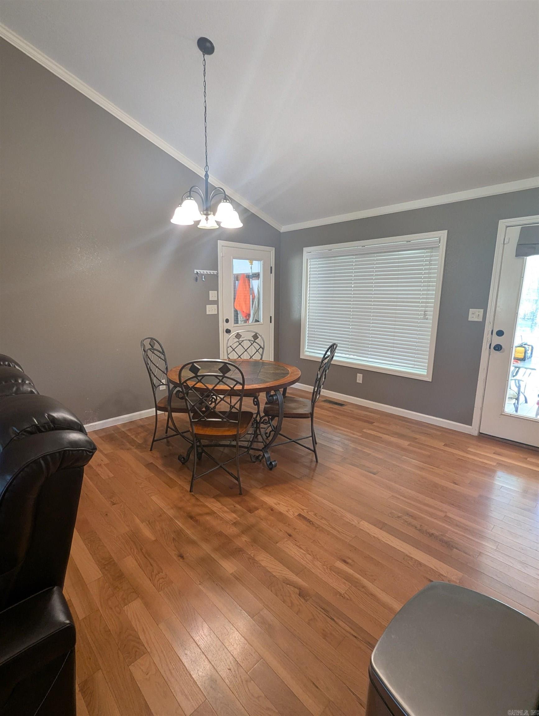 PURE COUNTY ESTATES - Residential