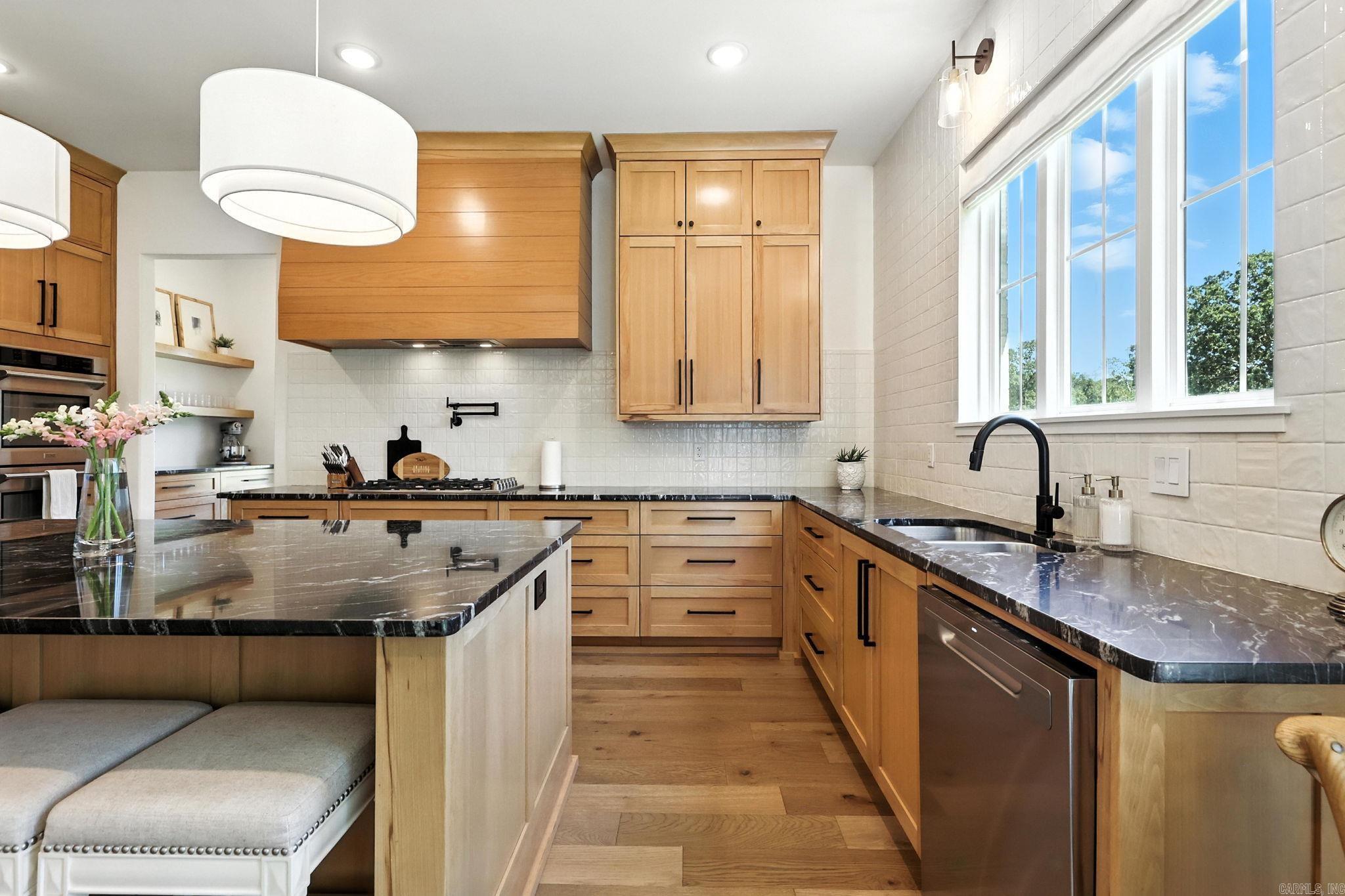 HAZEL OAK - Residential