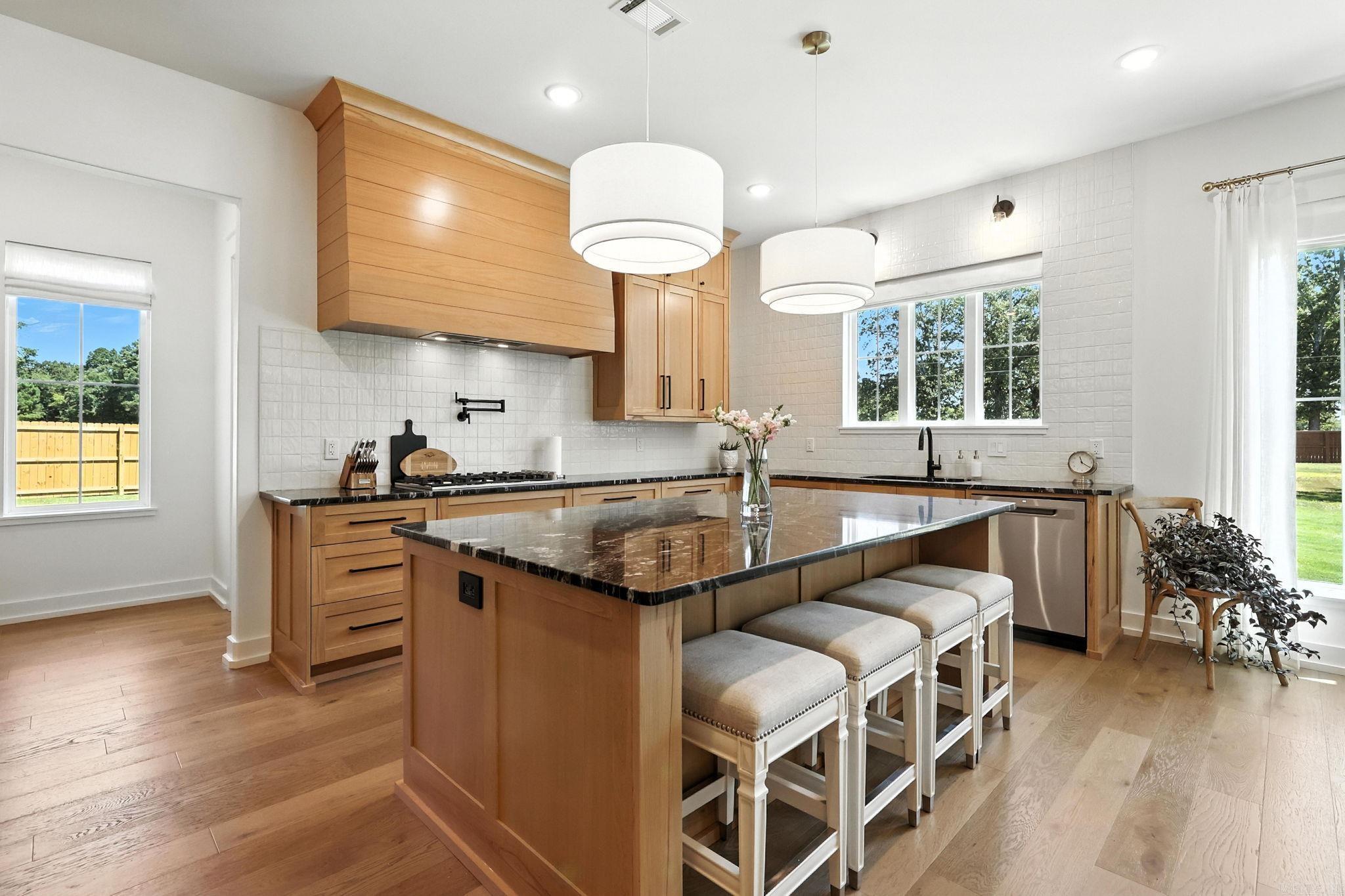 HAZEL OAK - Residential