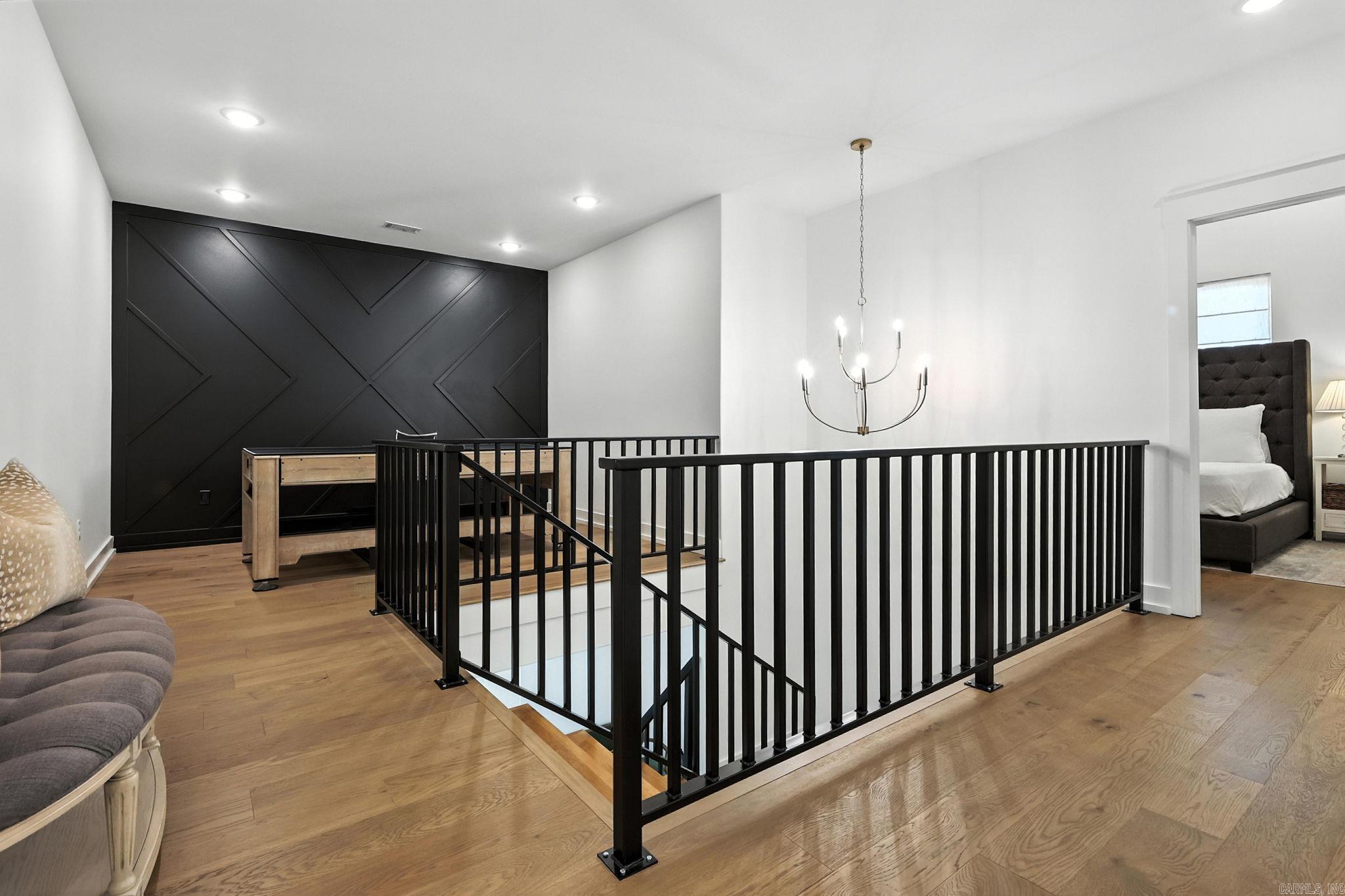 HAZEL OAK - Residential