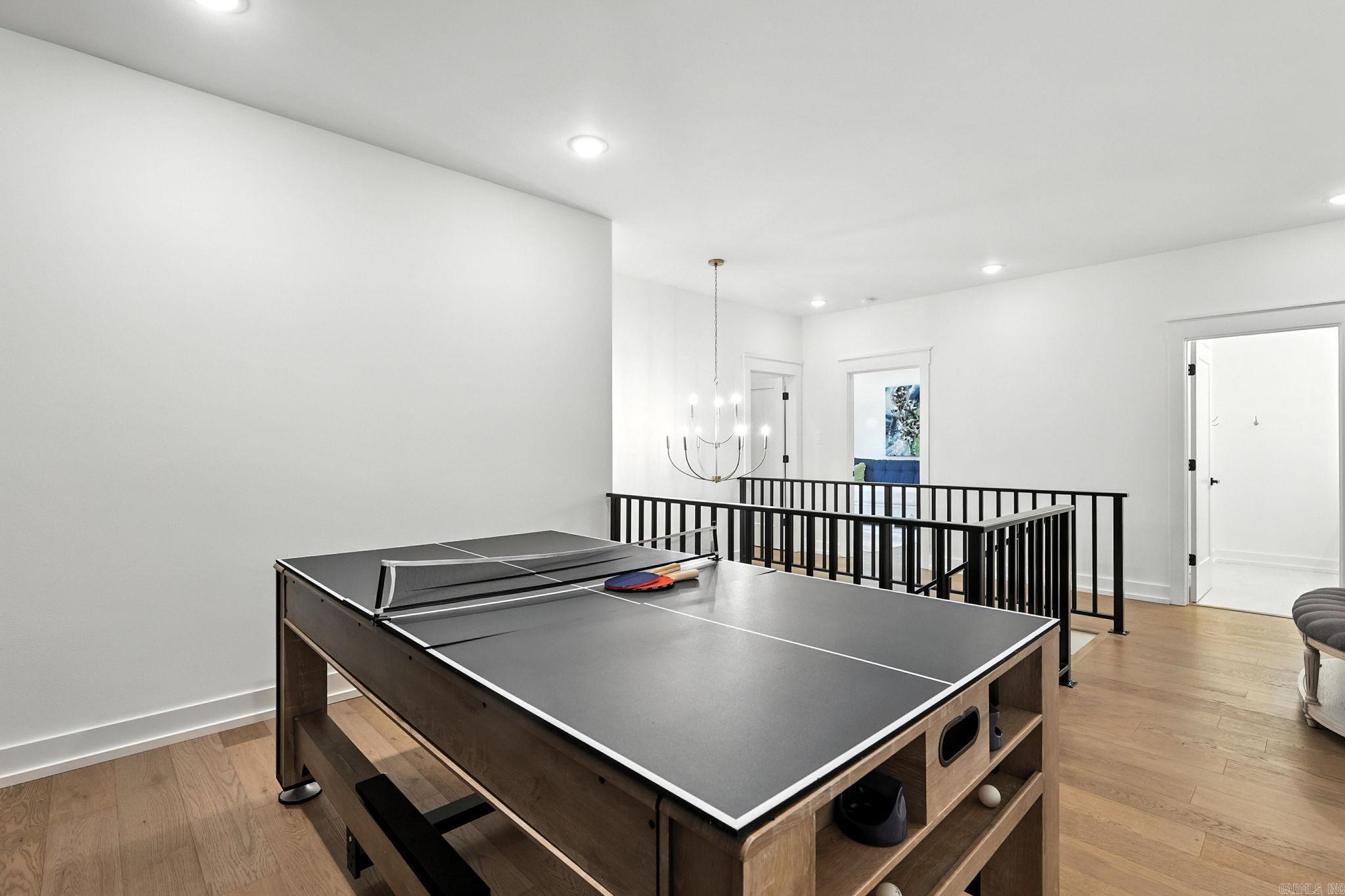 HAZEL OAK - Residential