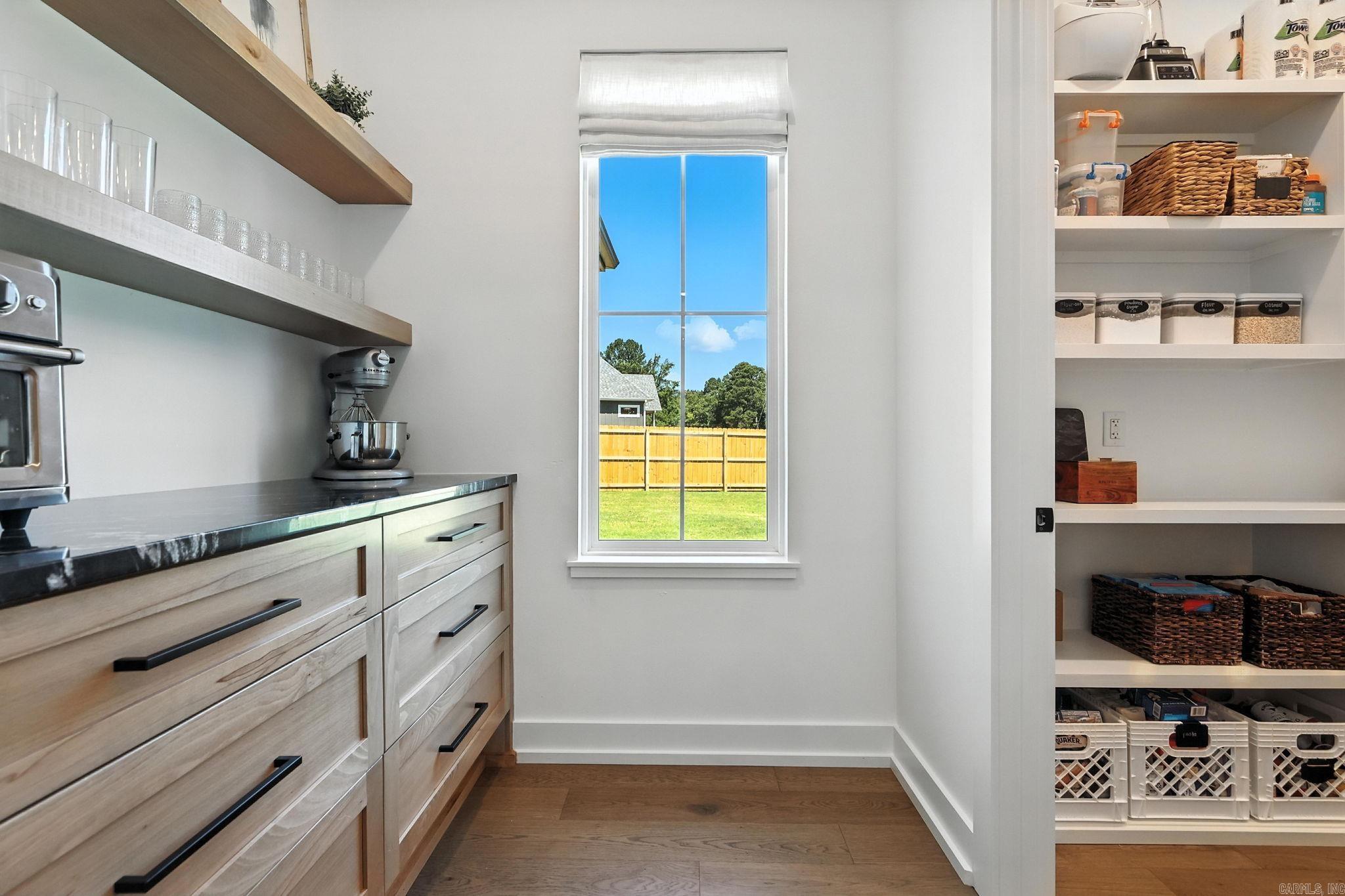 HAZEL OAK - Residential