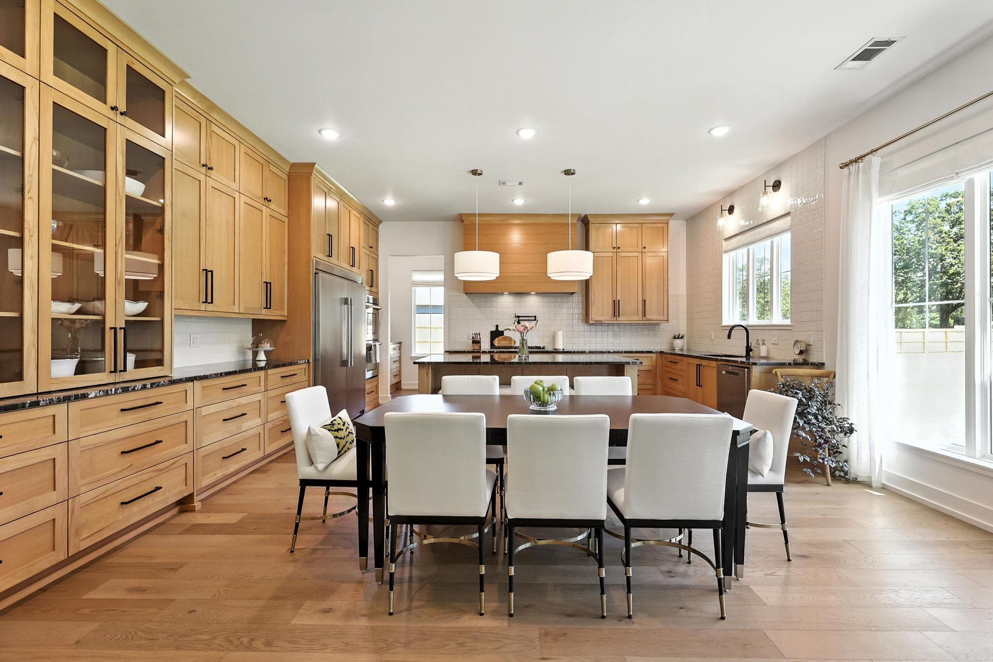 HAZEL OAK - Residential